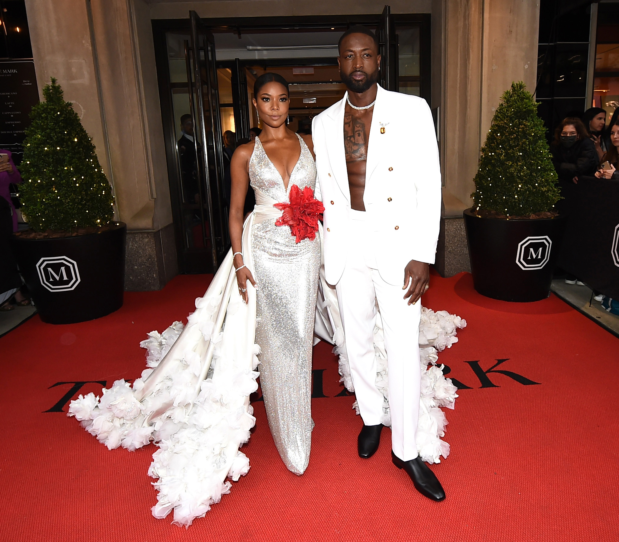 gabrielle union dwyane wade met gala 2022