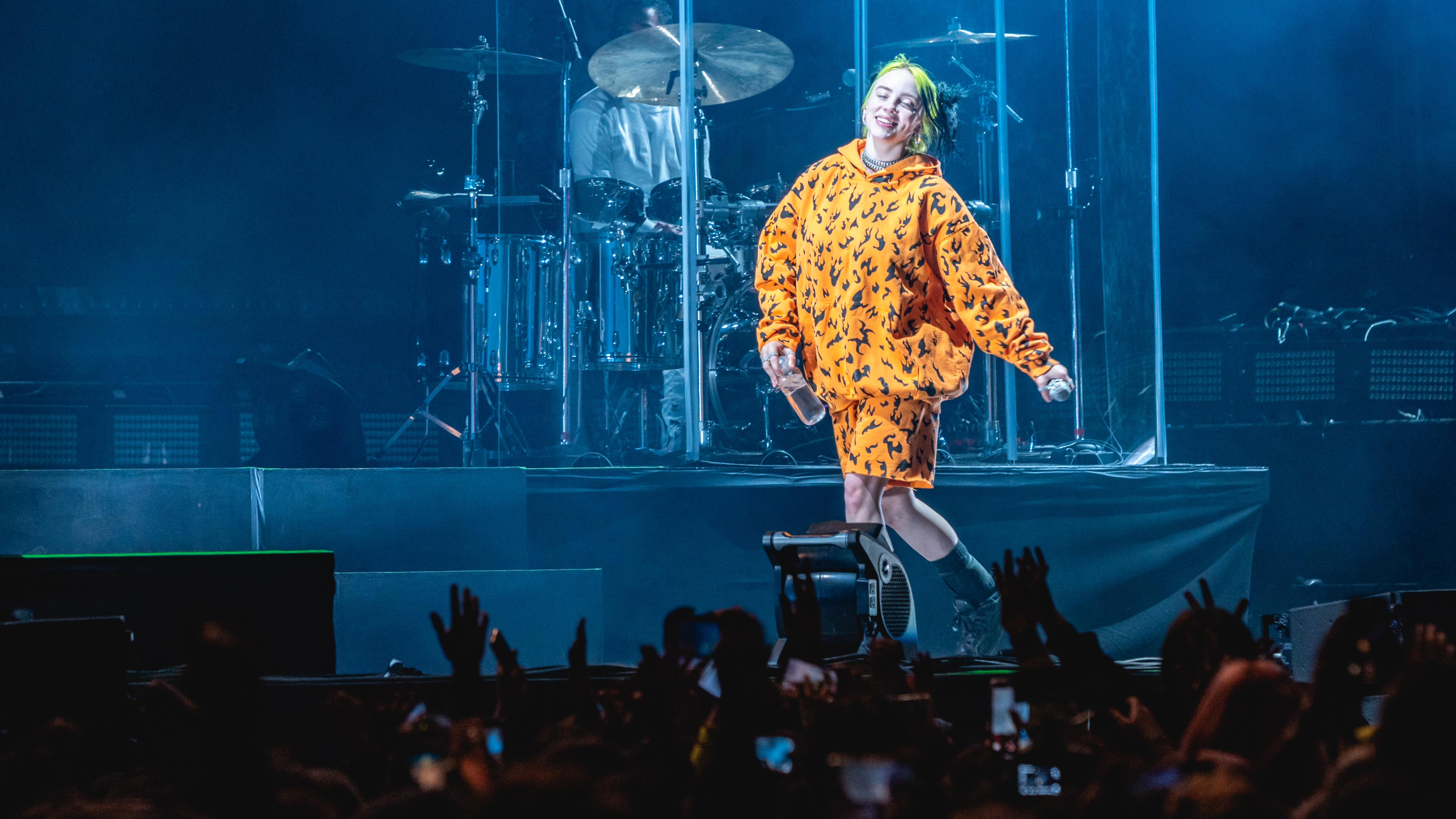 billie eilish Raph PH?width=698&height=466&fit=crop&auto=webp&dpr=4