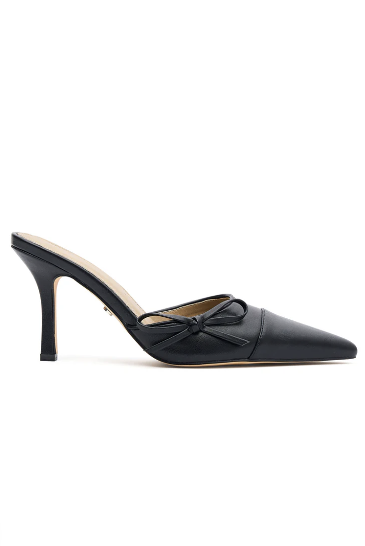 White Fox Heels Black