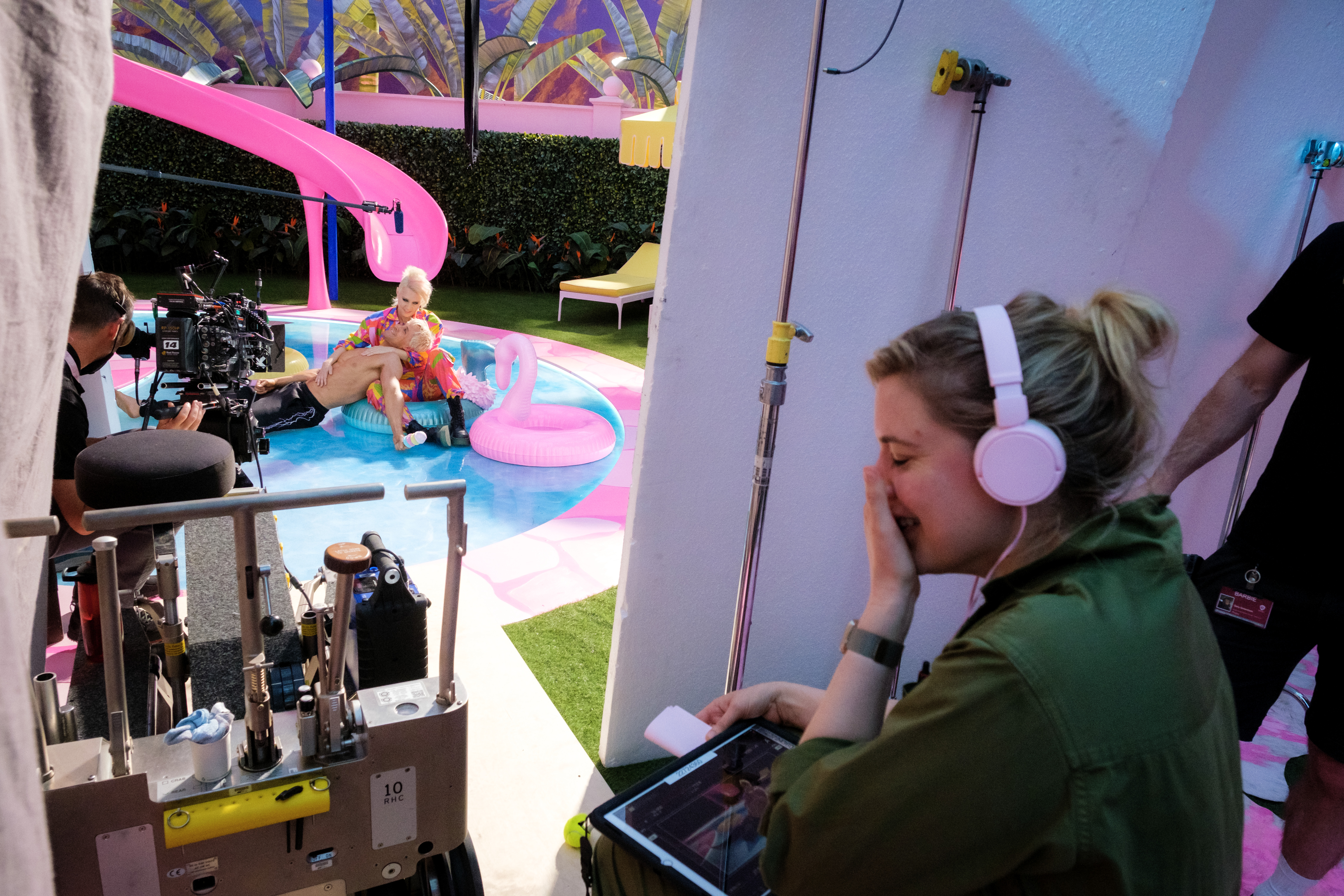 barbie movie behind the scenes 0008?width=698&height=466&fit=crop&auto=webp&dpr=4