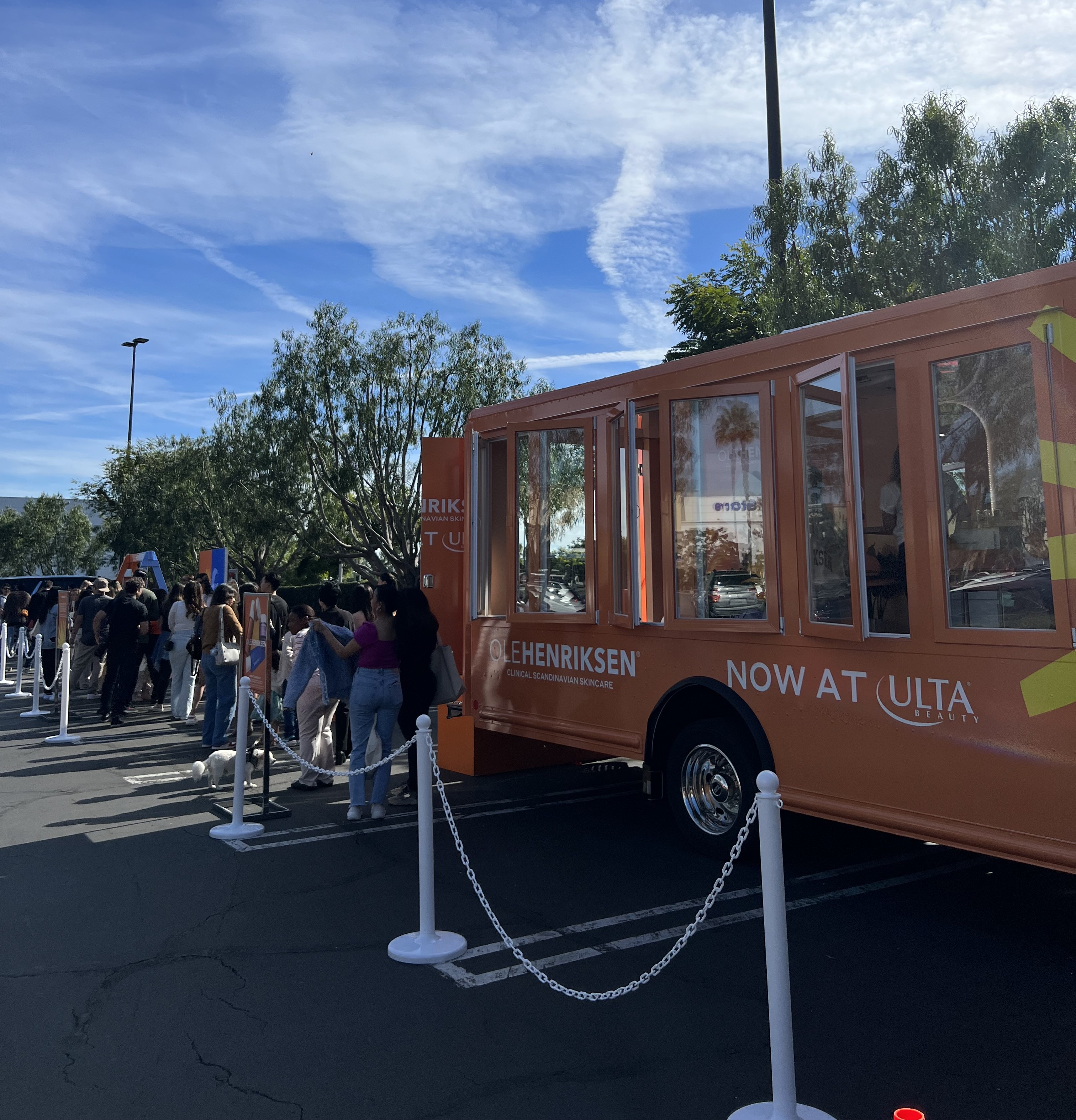 Olehenriksen truck at Ulta