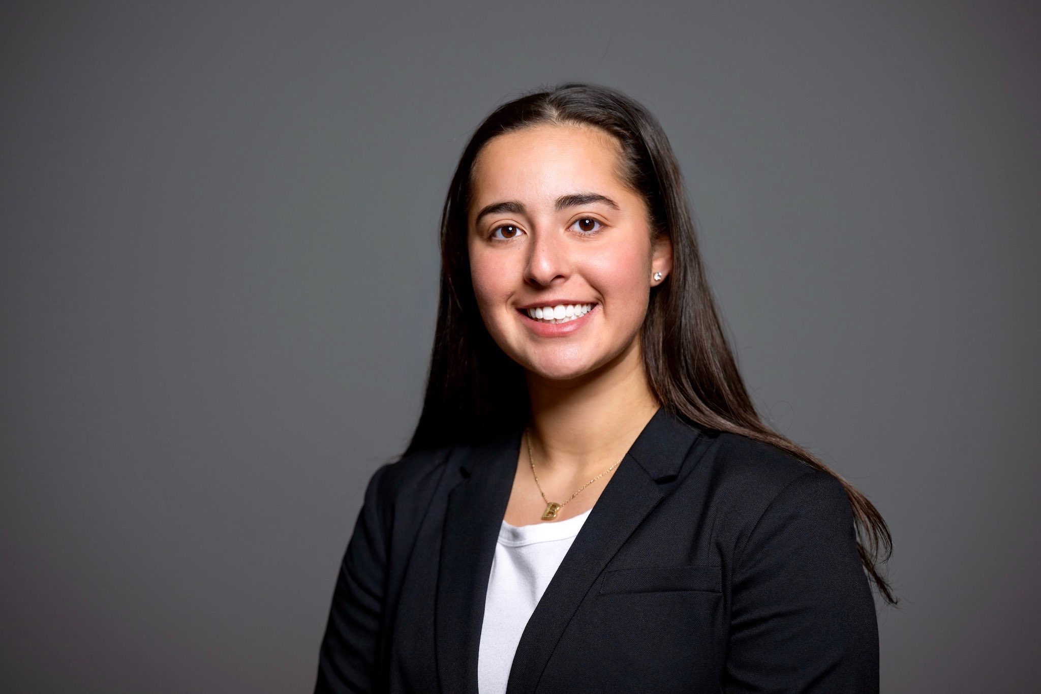 Brenna Schoenfeld Headshot