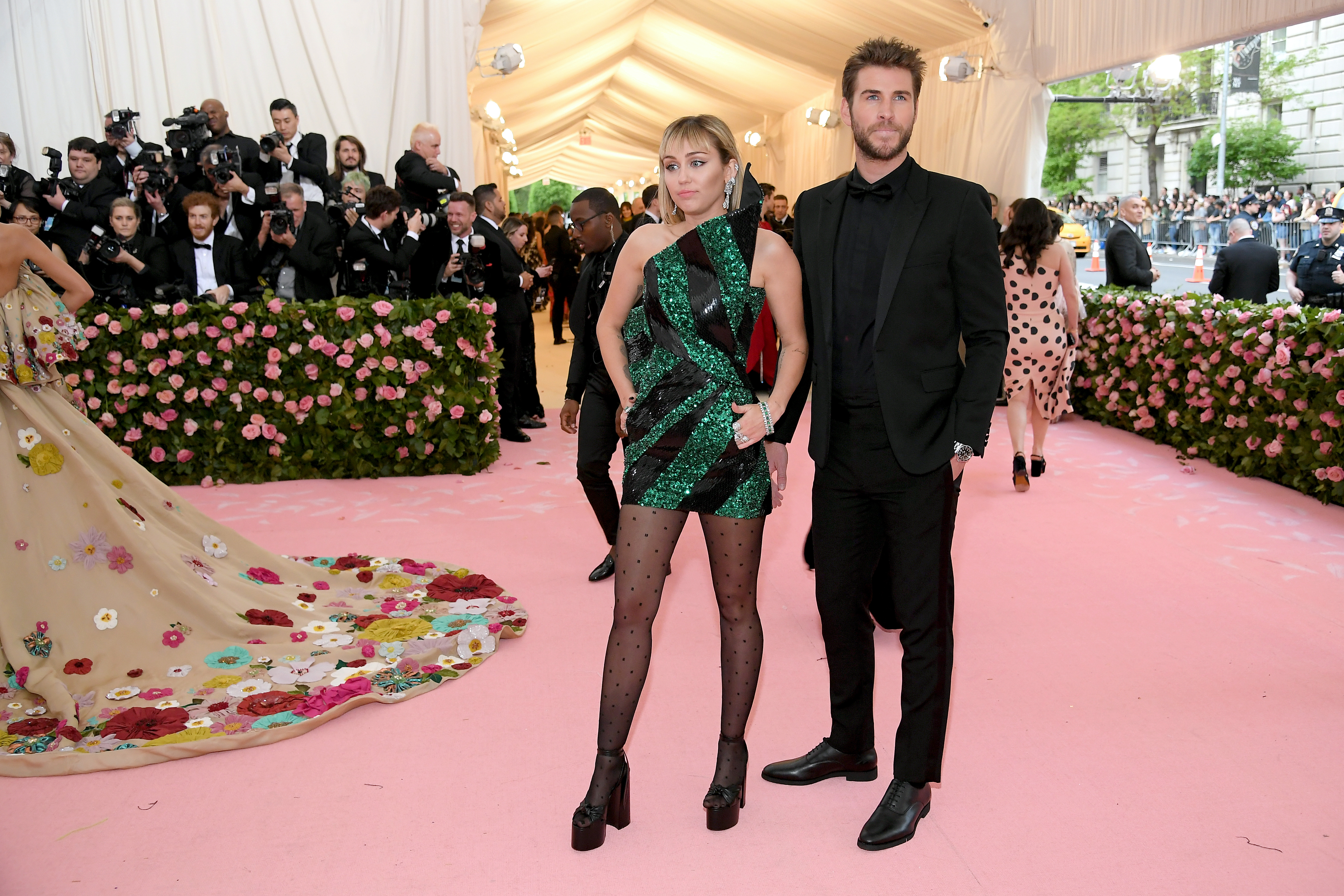 miley cyrus liam hemsworth 2019 met gala