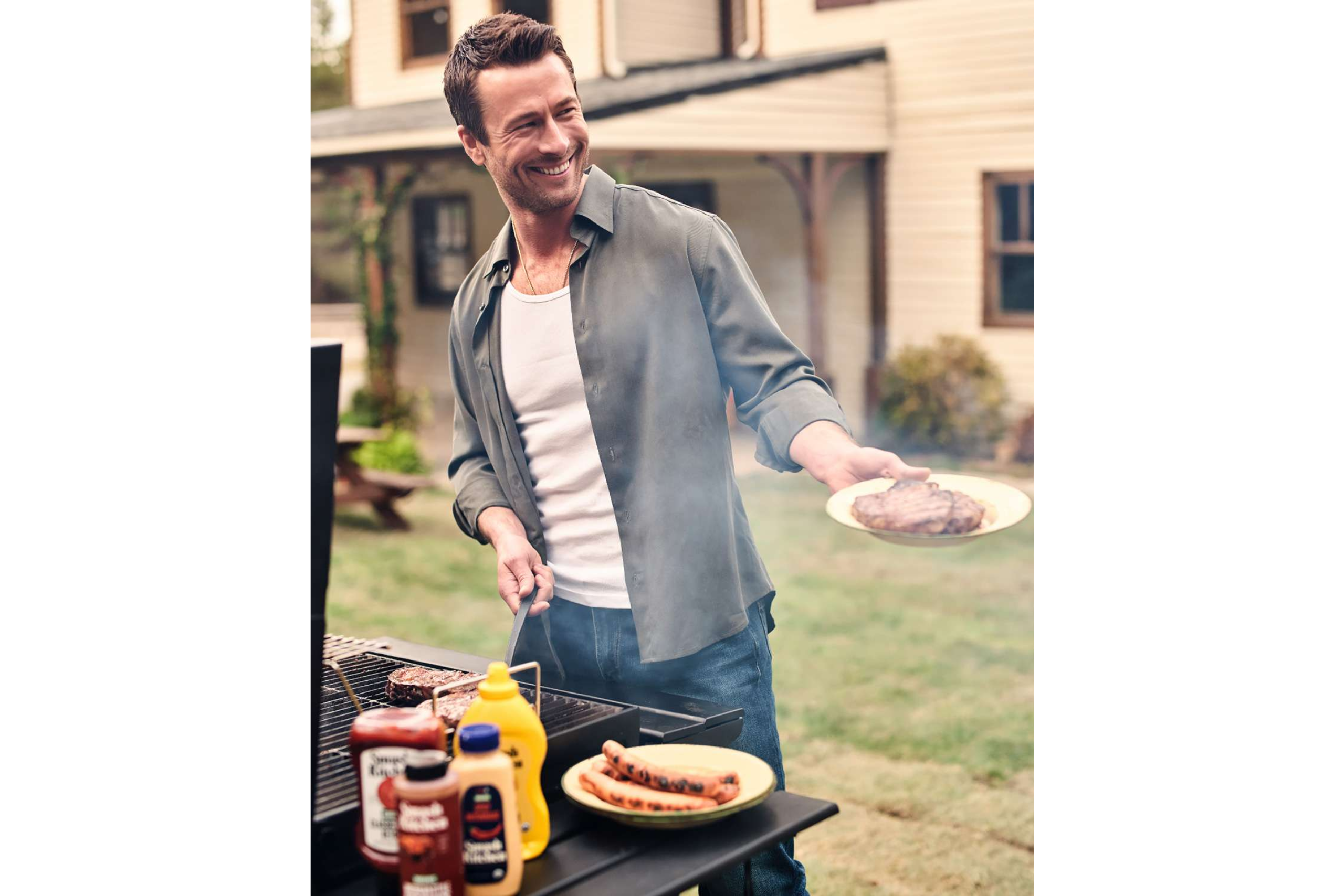 glen powell smash kitchen