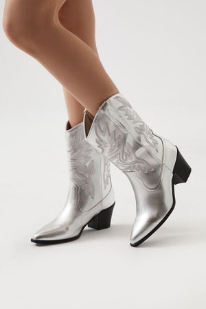 silver cowboy boots for renaissance tour