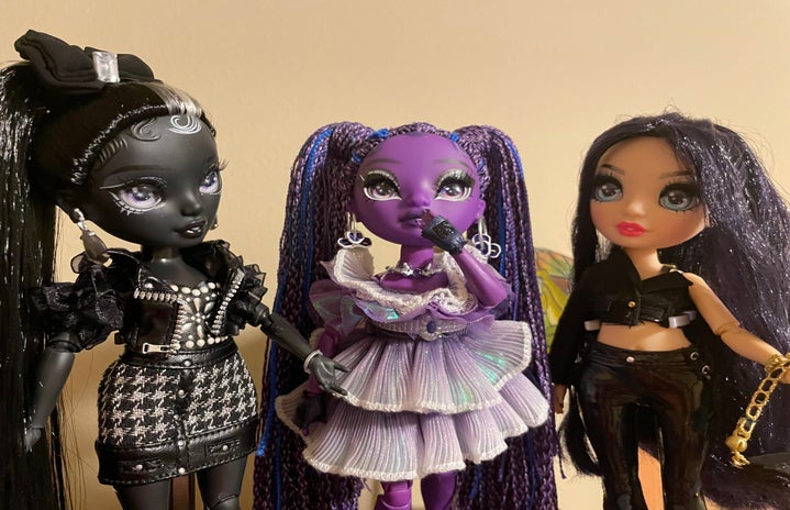 Three Shadow High dolls posed together
