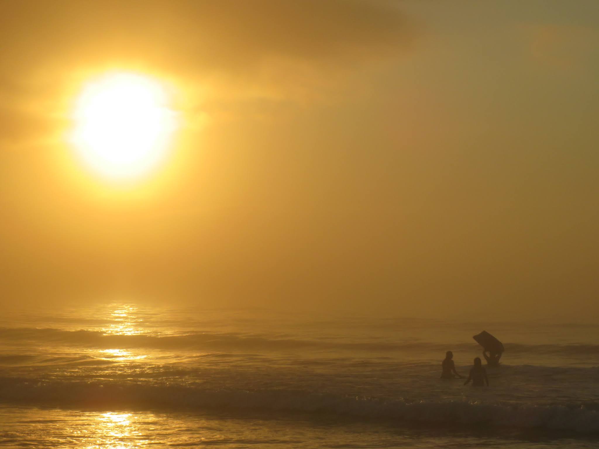 boogie boarders in ocean, jersey shore