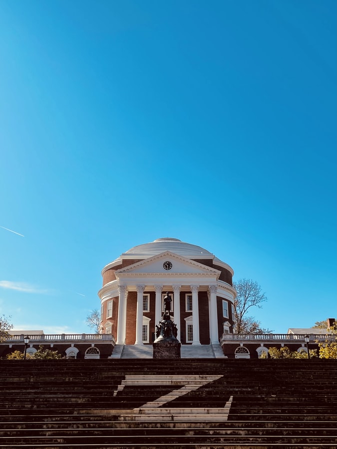 rotundaajpg by Unsplash