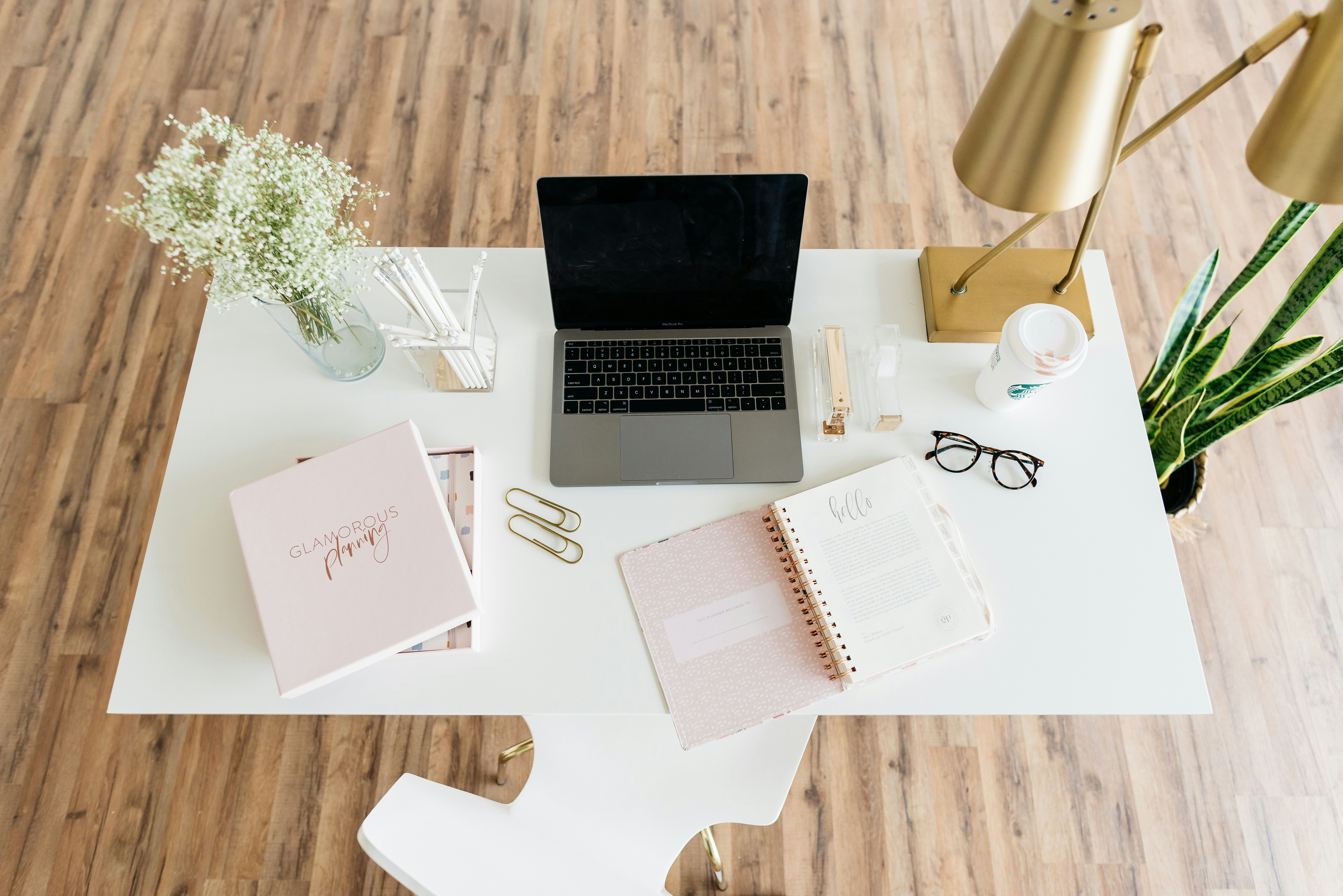 Aesthetic study desk