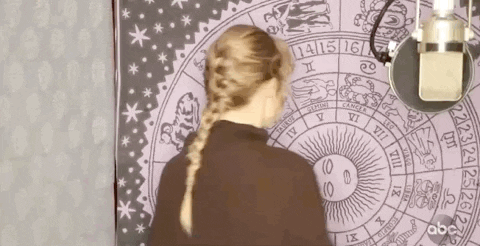 Gif of Taylor Swift AMA acceptance speech