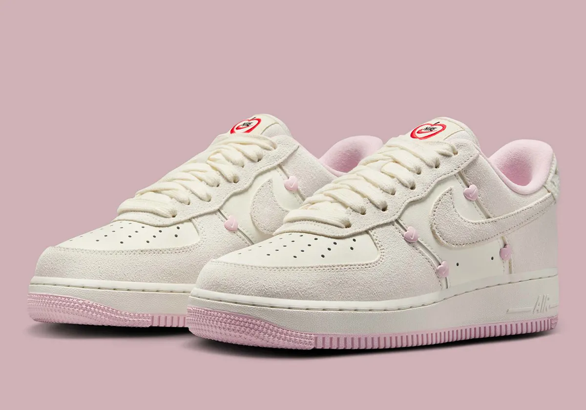 nike air force 1 low valentine\'s day