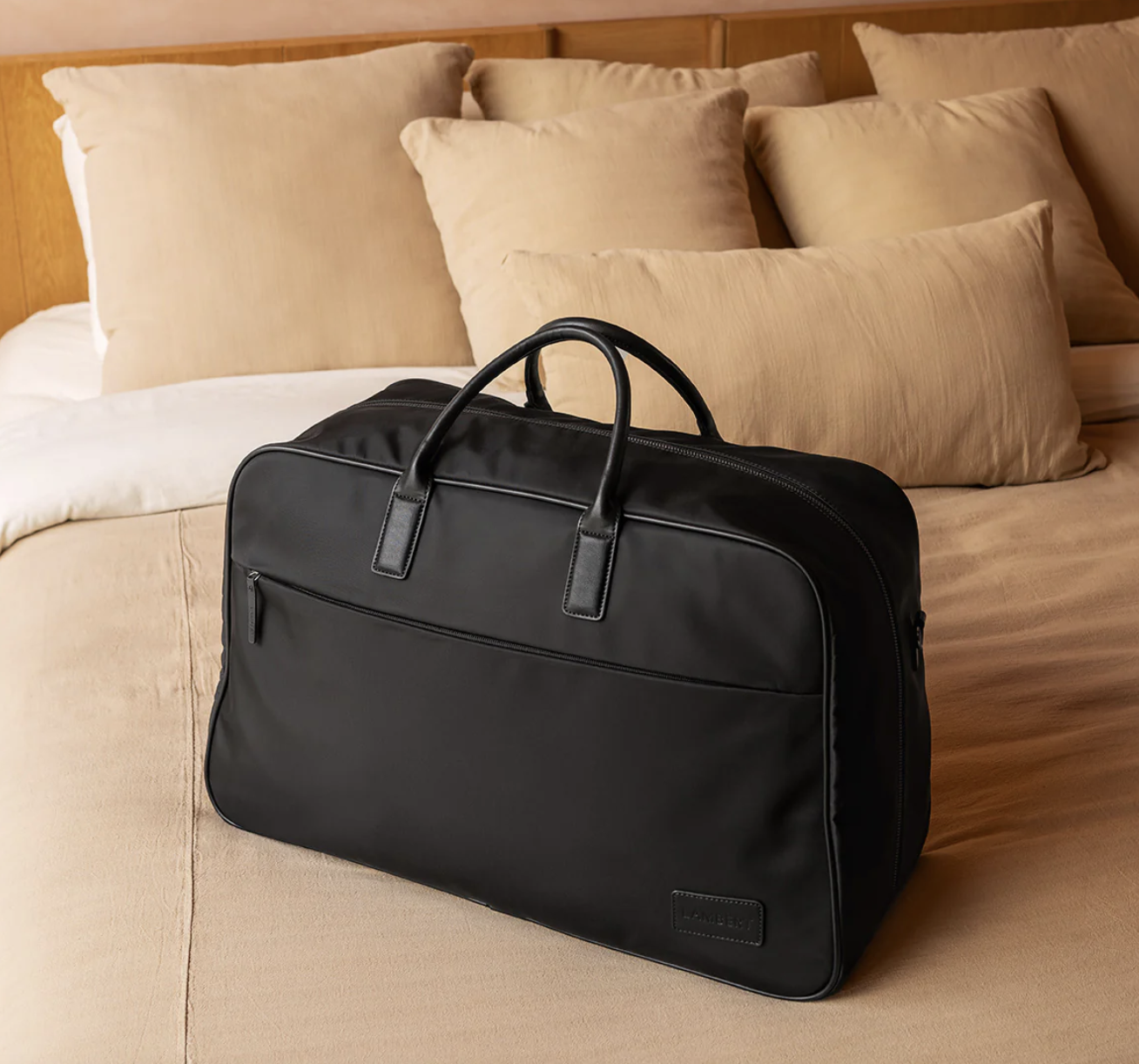 black travel bag