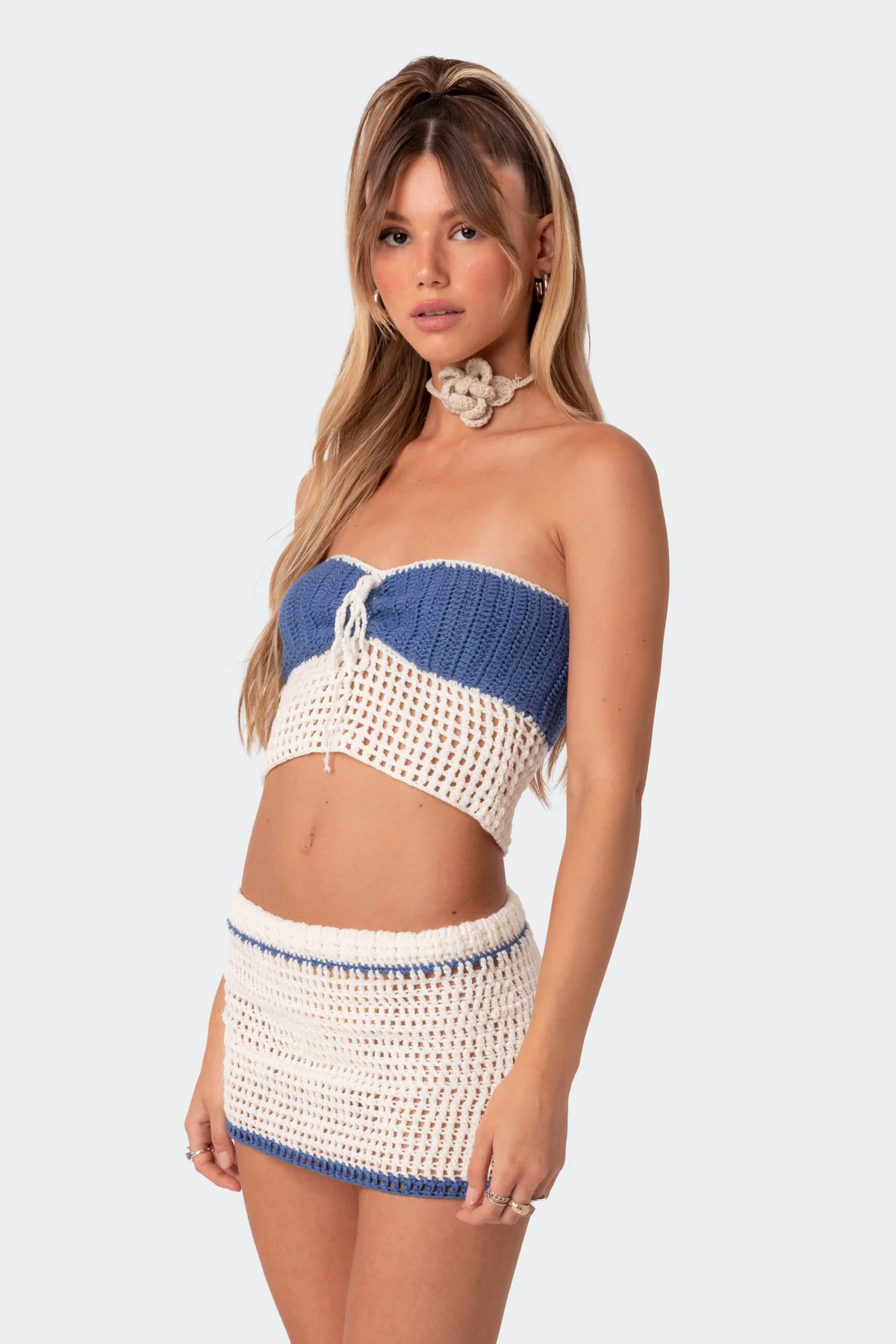 Edikted Crochet Crop Top blue and cream