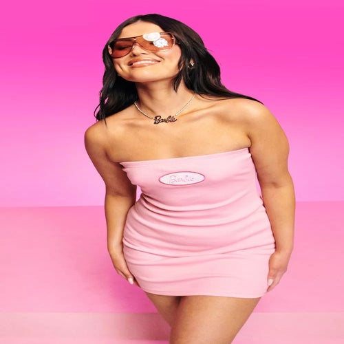 boohoo barbie badge rib bandeau mini dress?width=500&height=500&fit=cover&auto=webp