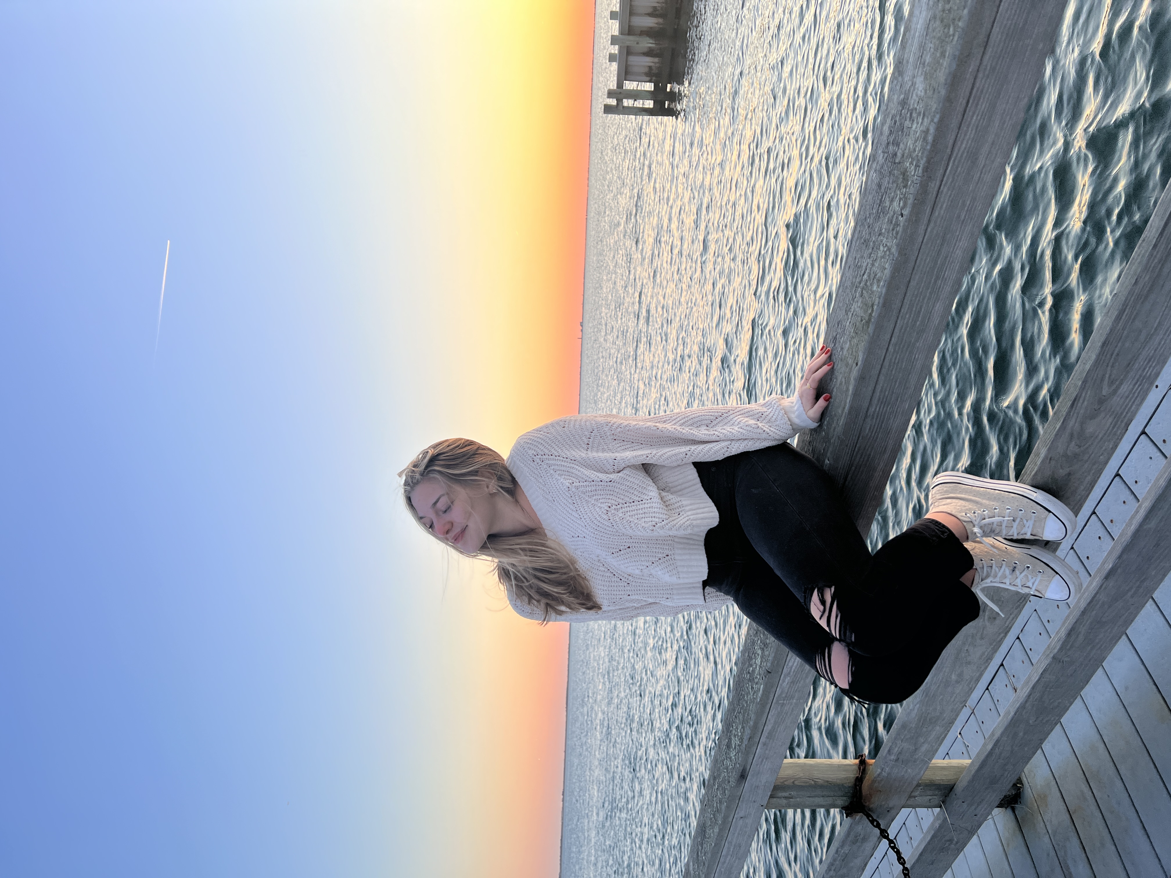 julia heming class outfit