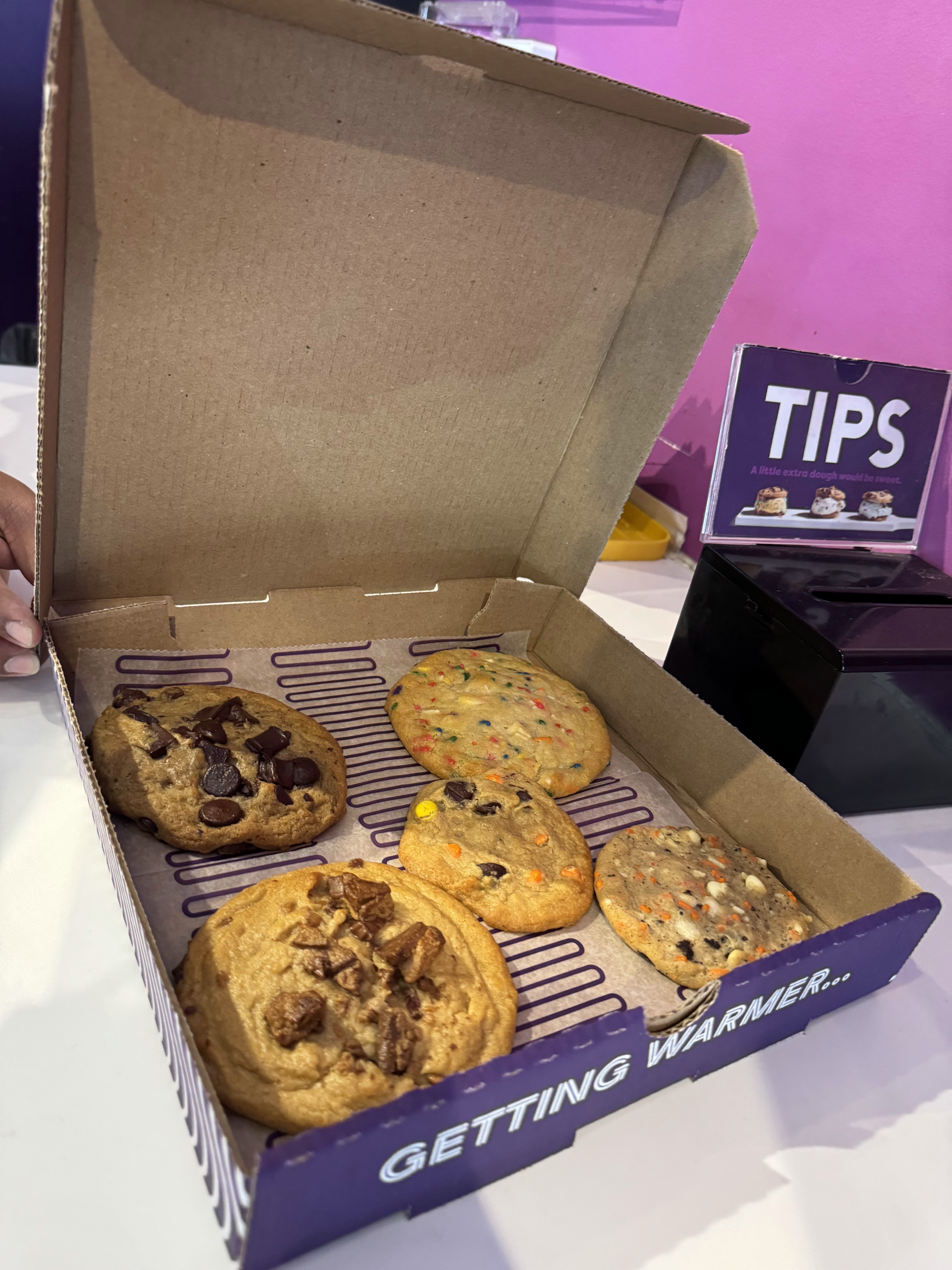 Insomnia Cookies