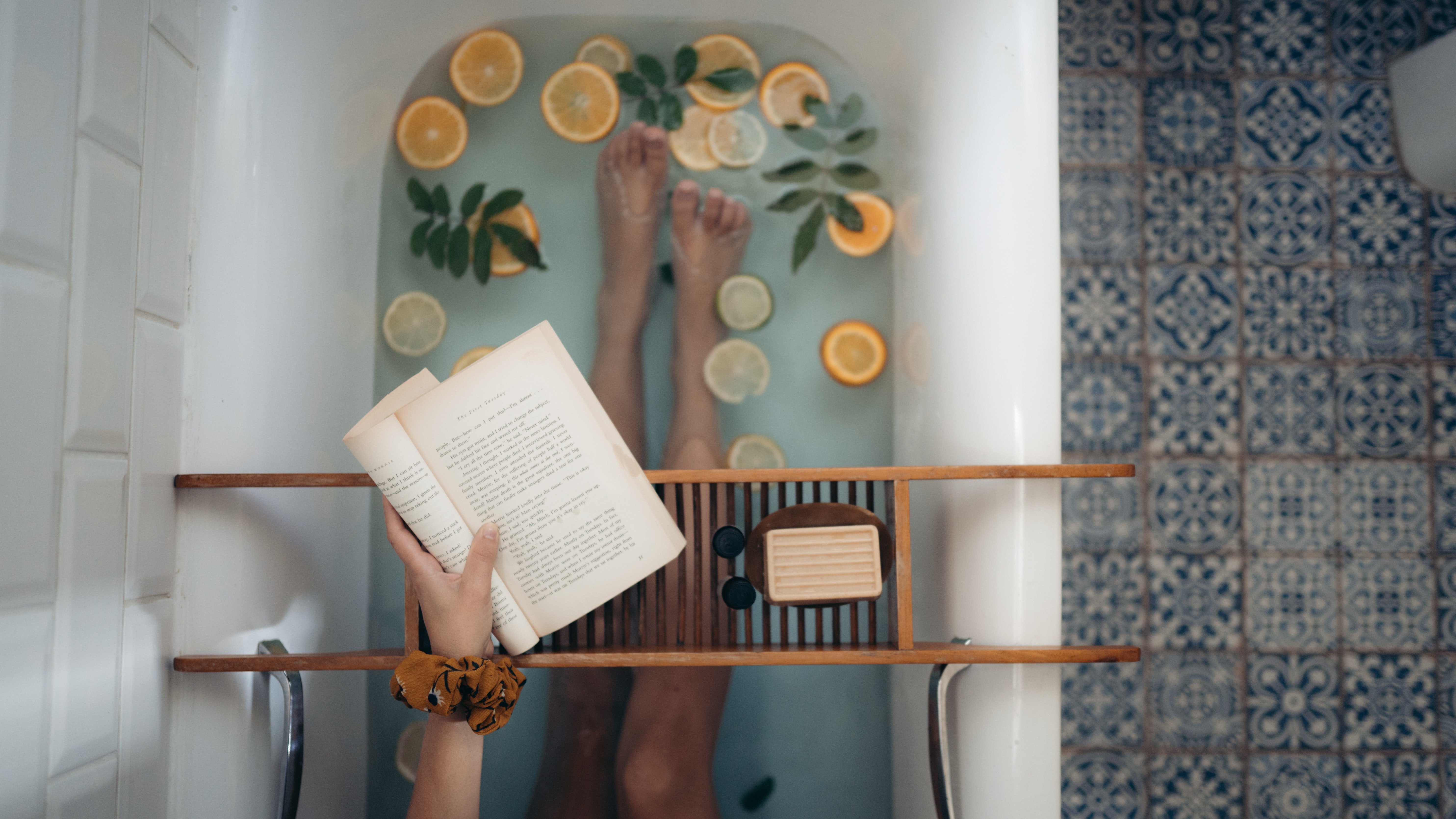 bathtub with lemons by Taryn Elliot?width=698&height=466&fit=crop&auto=webp&dpr=4