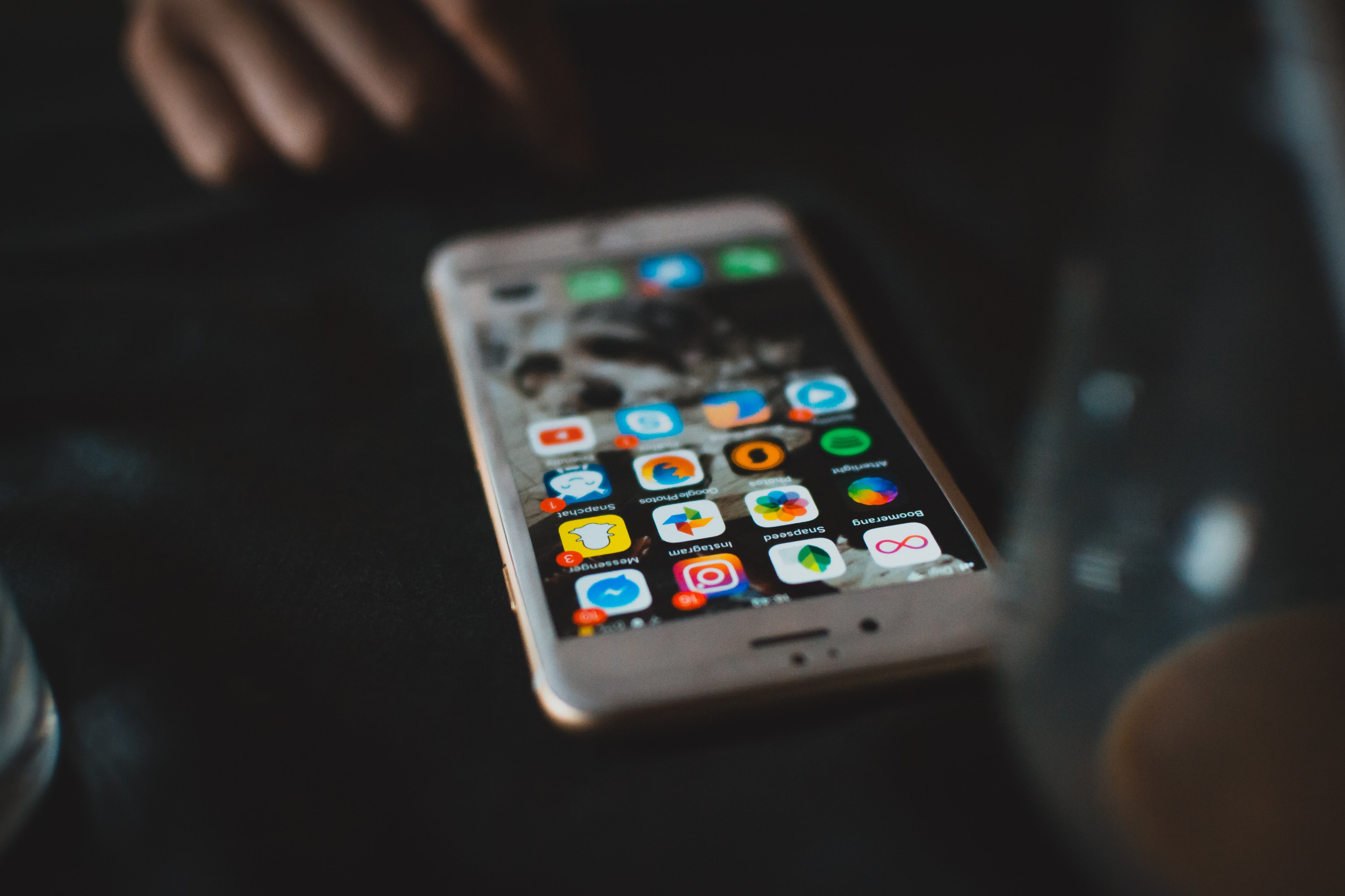 iphone by Benjamin Snow on Unsplash?width=698&height=466&fit=crop&auto=webp&dpr=4