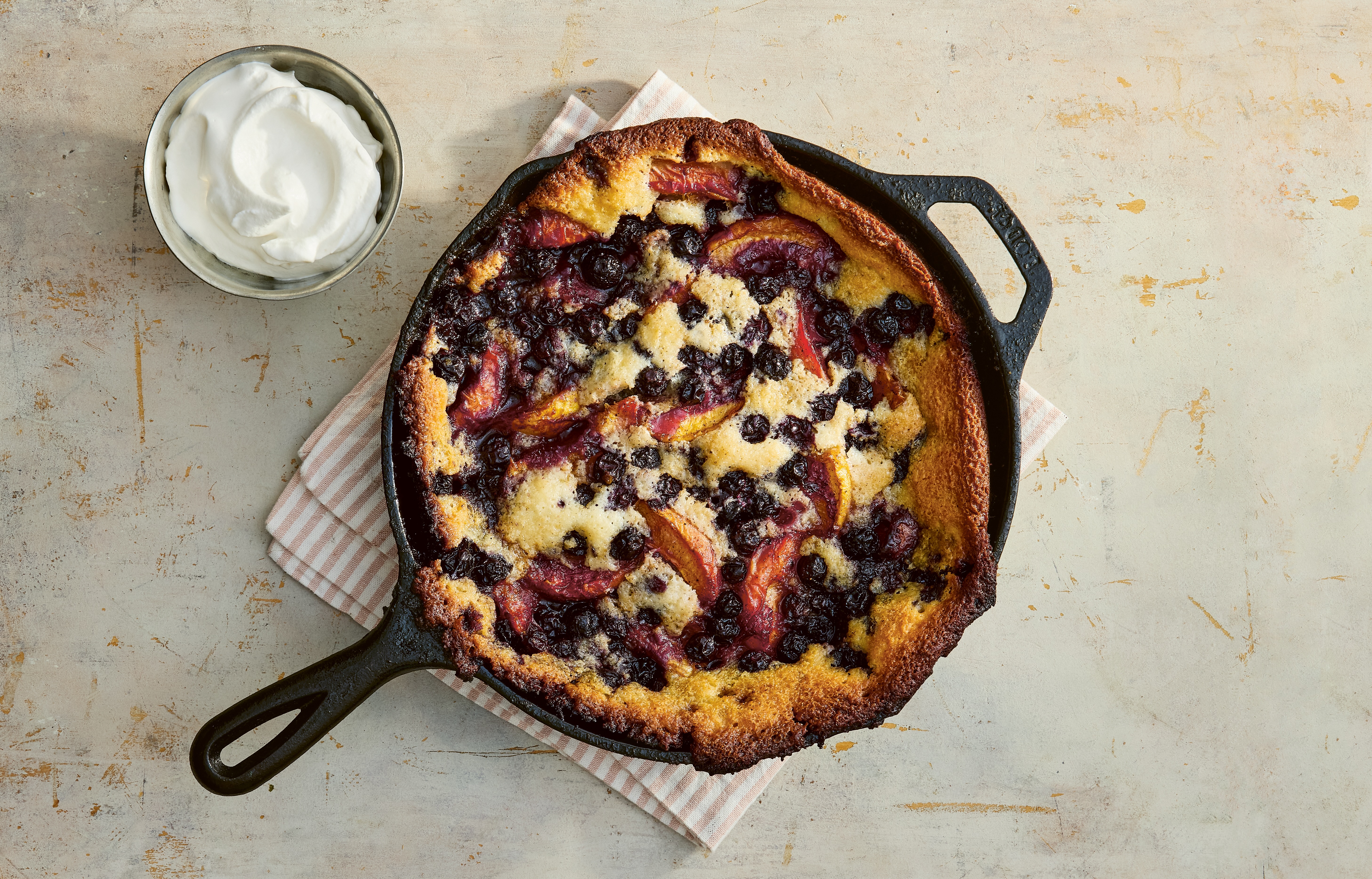 371 skillet cobbler?width=698&height=466&fit=crop&auto=webp&dpr=4