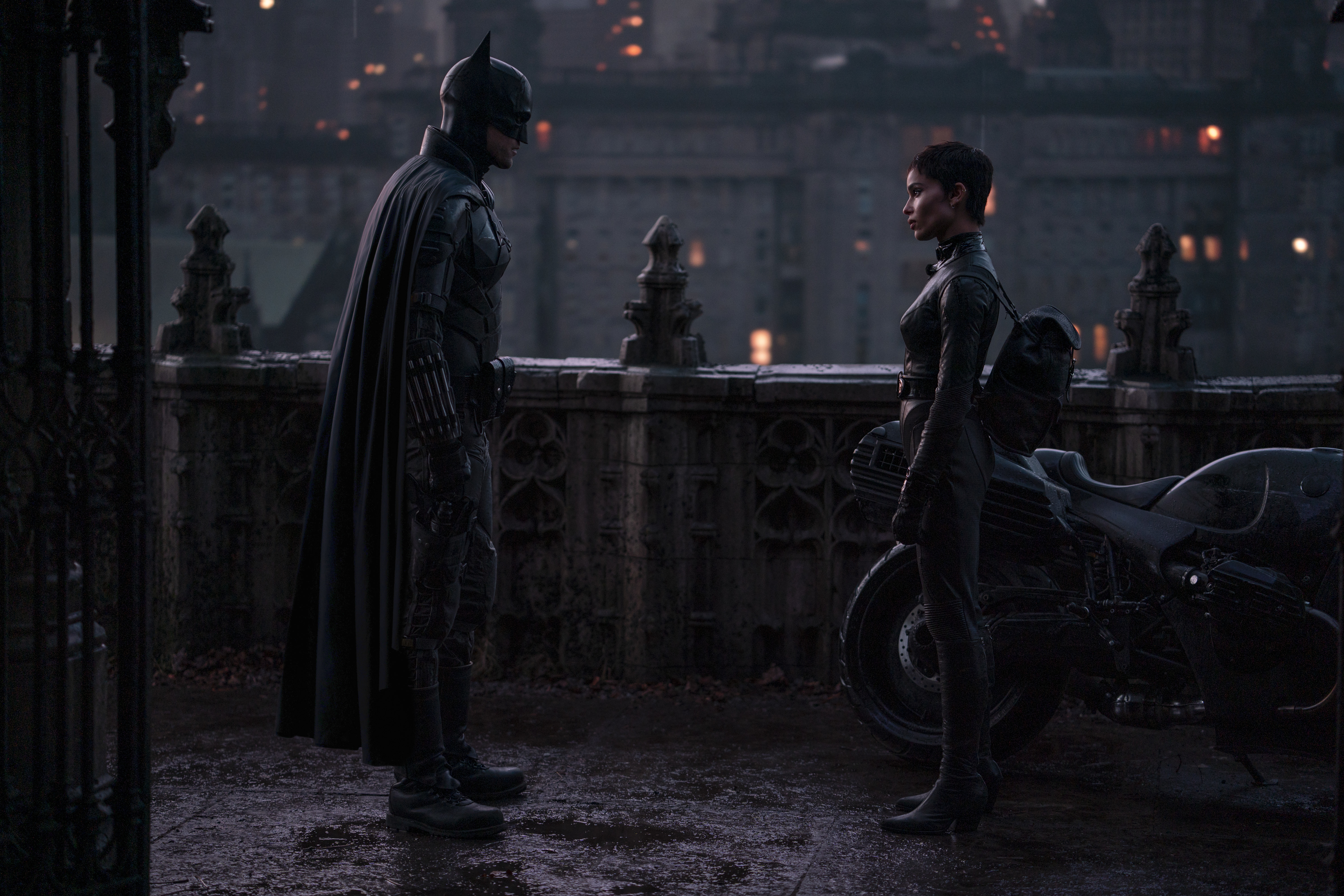 ROBERT PATTINSON as Batman and ZOË KRAVITZ as Selina Kyle in “THE BATMAN”