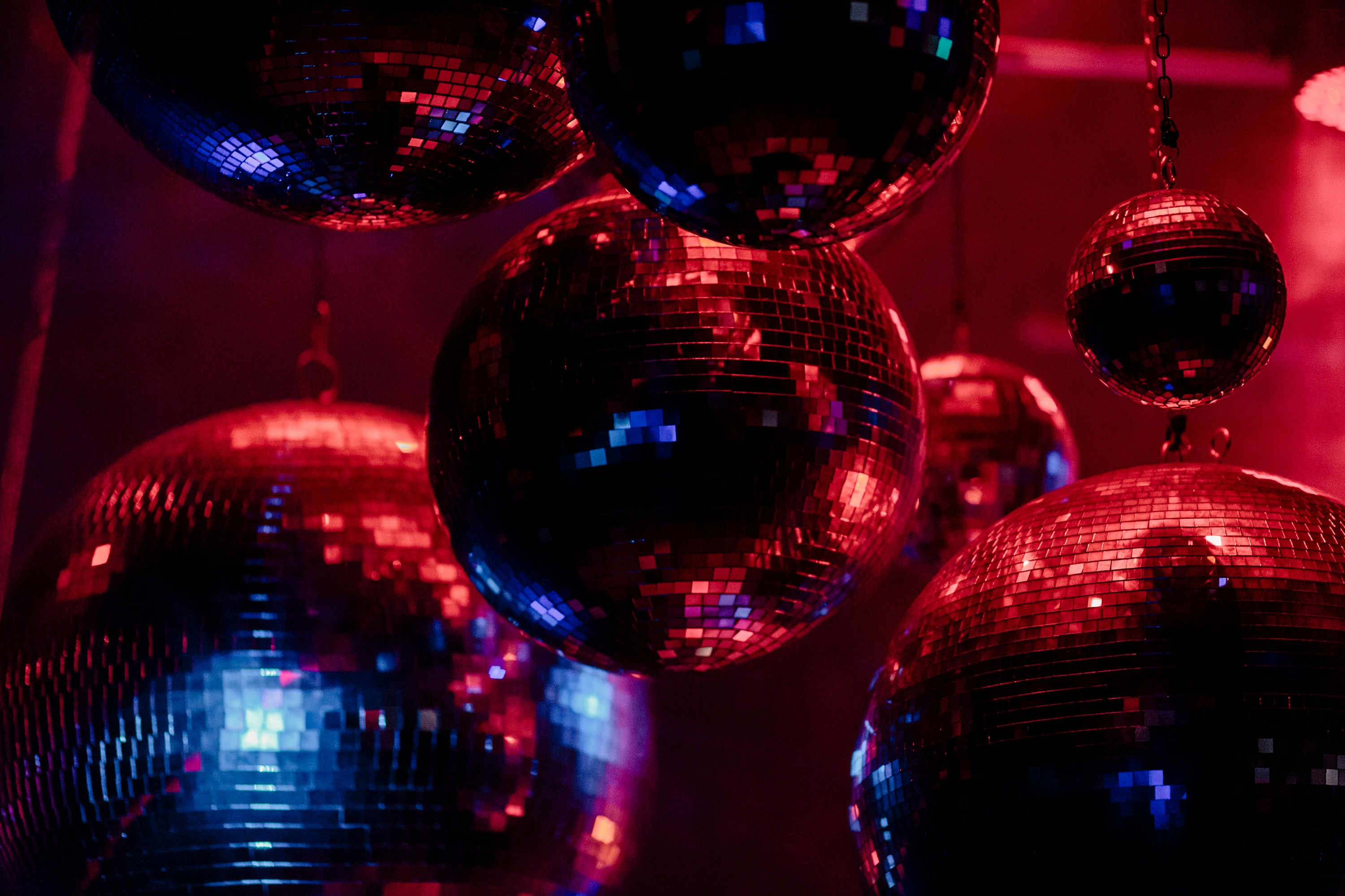 \"red and blue ball decor\"