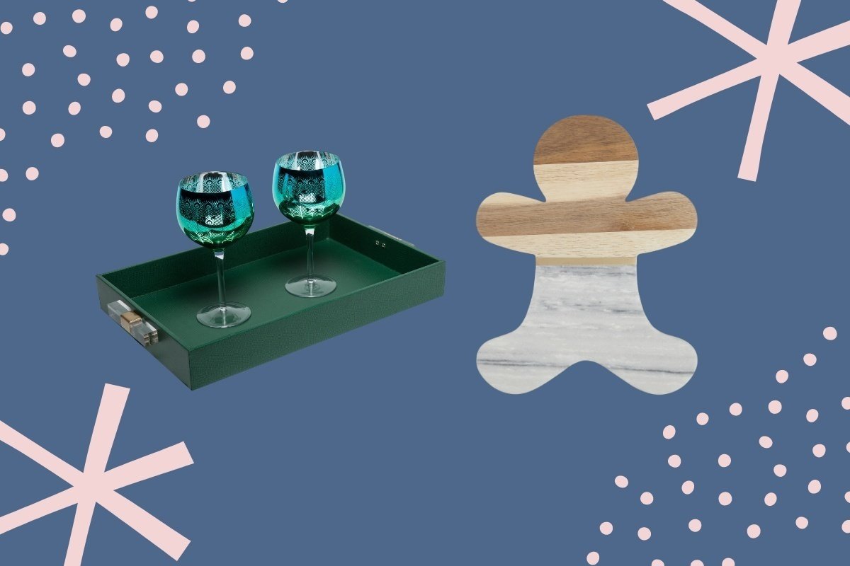 Social Her Campus Hero images?width=698&height=466&fit=crop&auto=webp&dpr=4