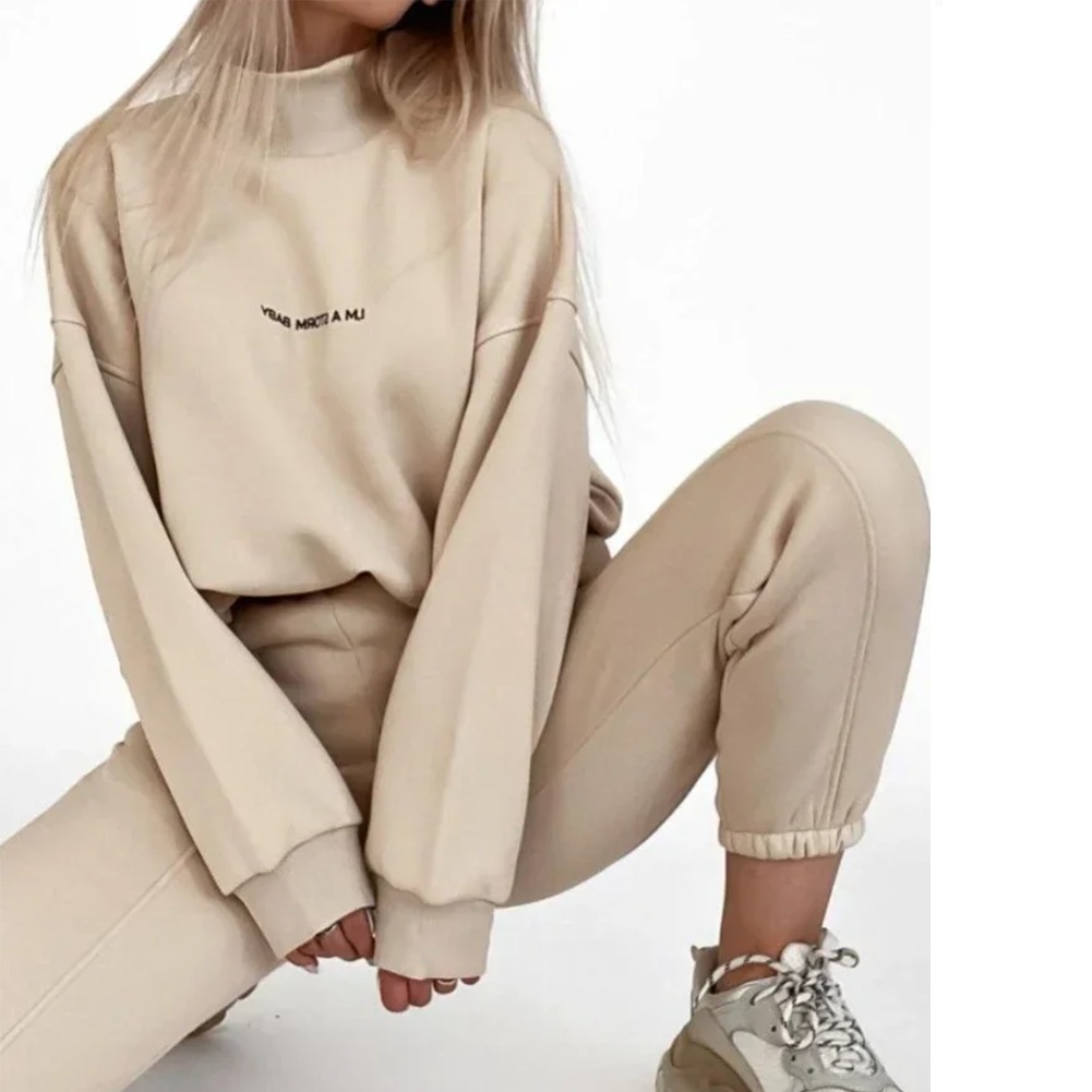Auri 2-Piece Turtleneck Fleece & Sweatpants Set