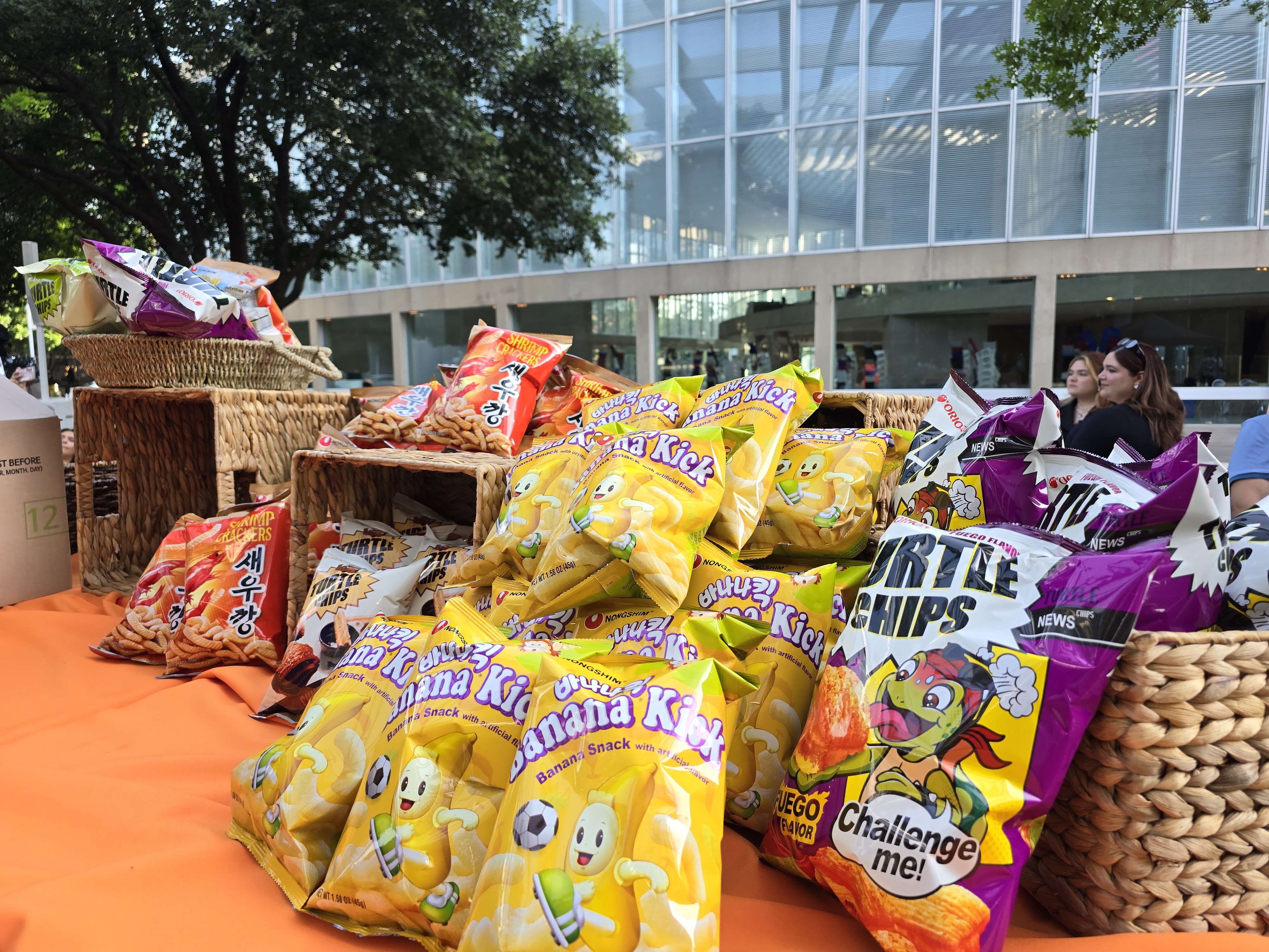 snacks at picnic