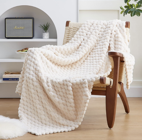 EXQ Home Fleece Throw Blanket