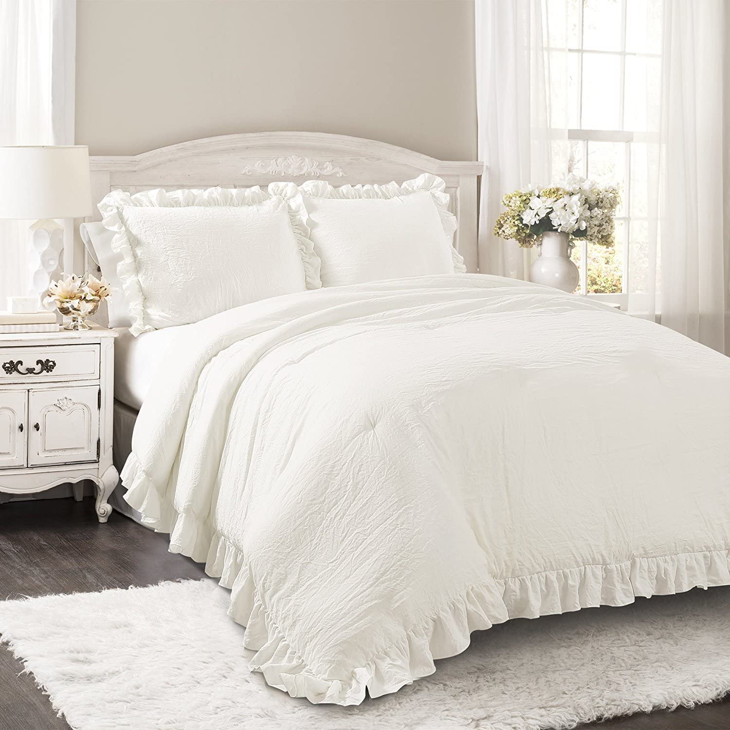 comforter?width=1024&height=1024&fit=cover&auto=webp&dpr=4