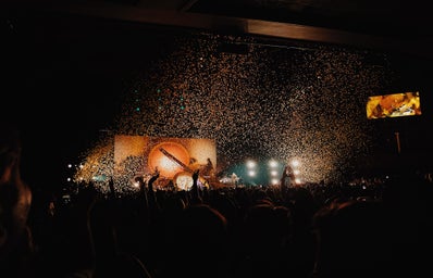 Confetti falling down at a concert