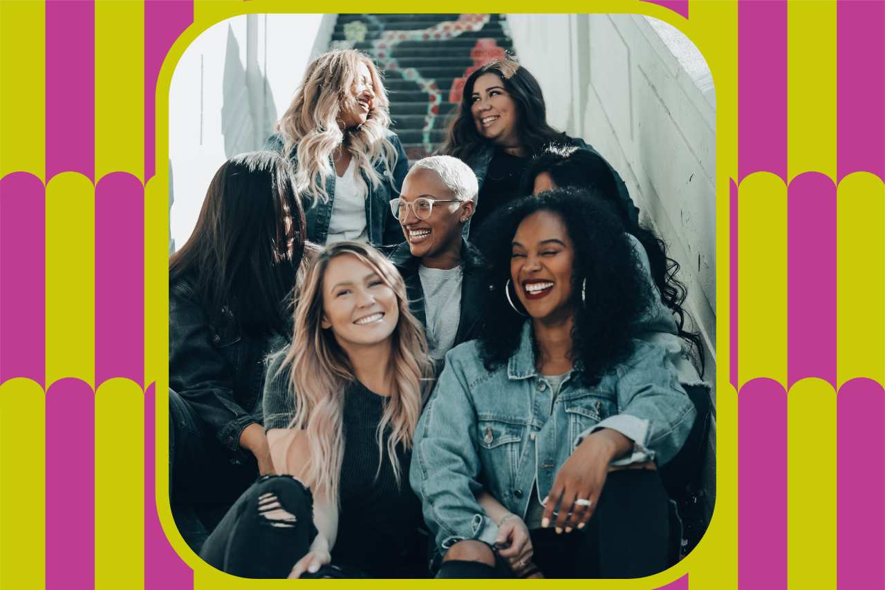 friends rushing sorority?width=698&height=466&fit=crop&auto=webp&dpr=4