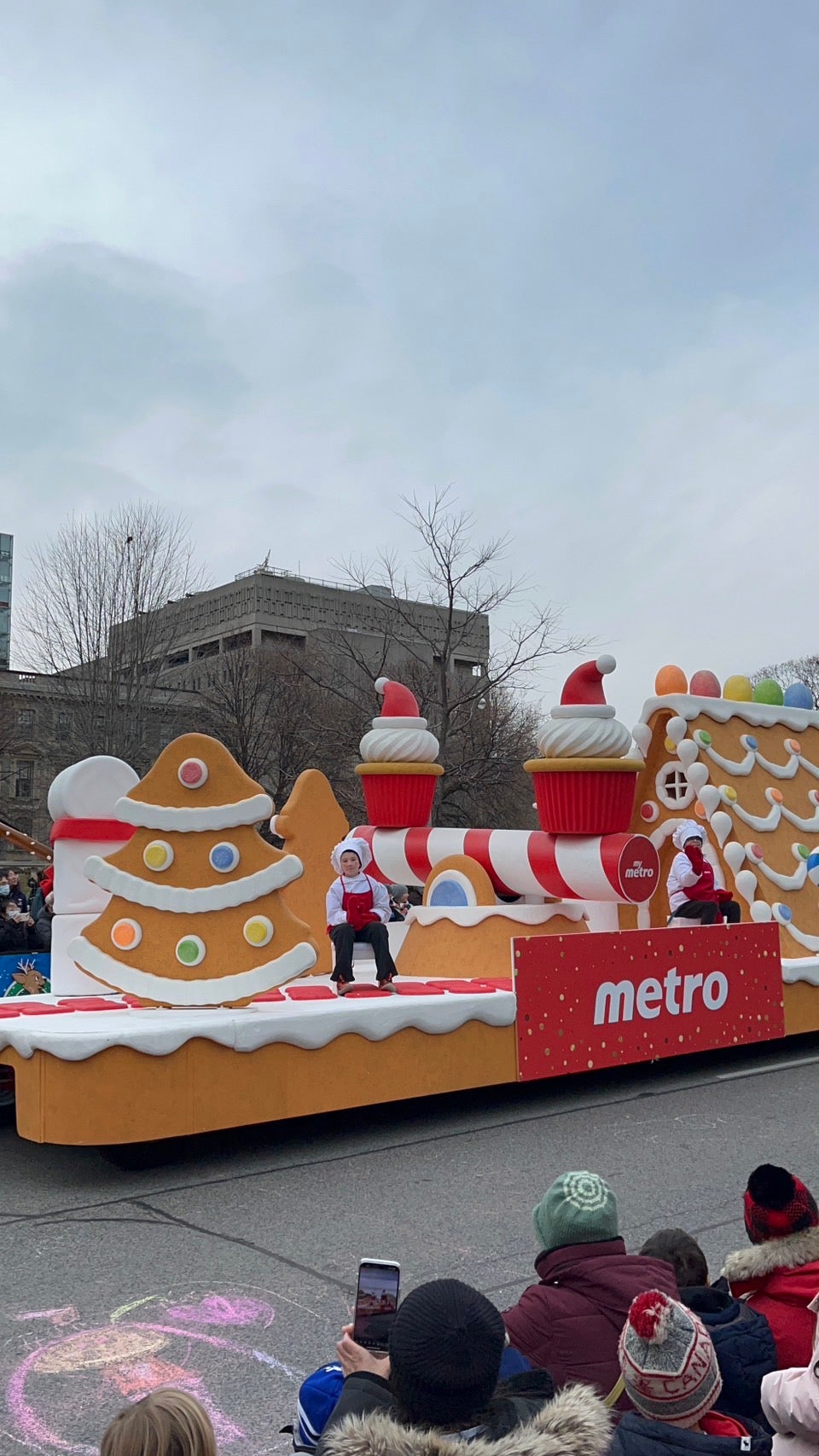 Santa Claus Parade on Nov 26th (Metro)