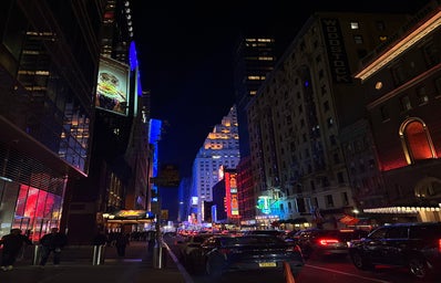 Big Apple in lights - NYC night tour