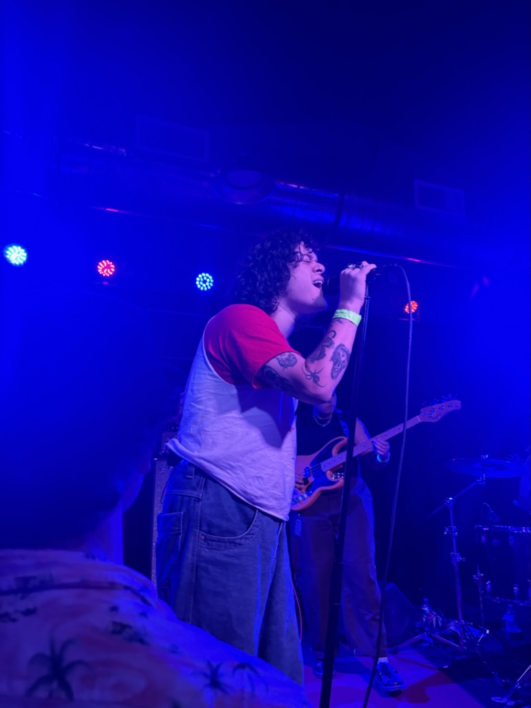 Mind\'s Eye concert singer