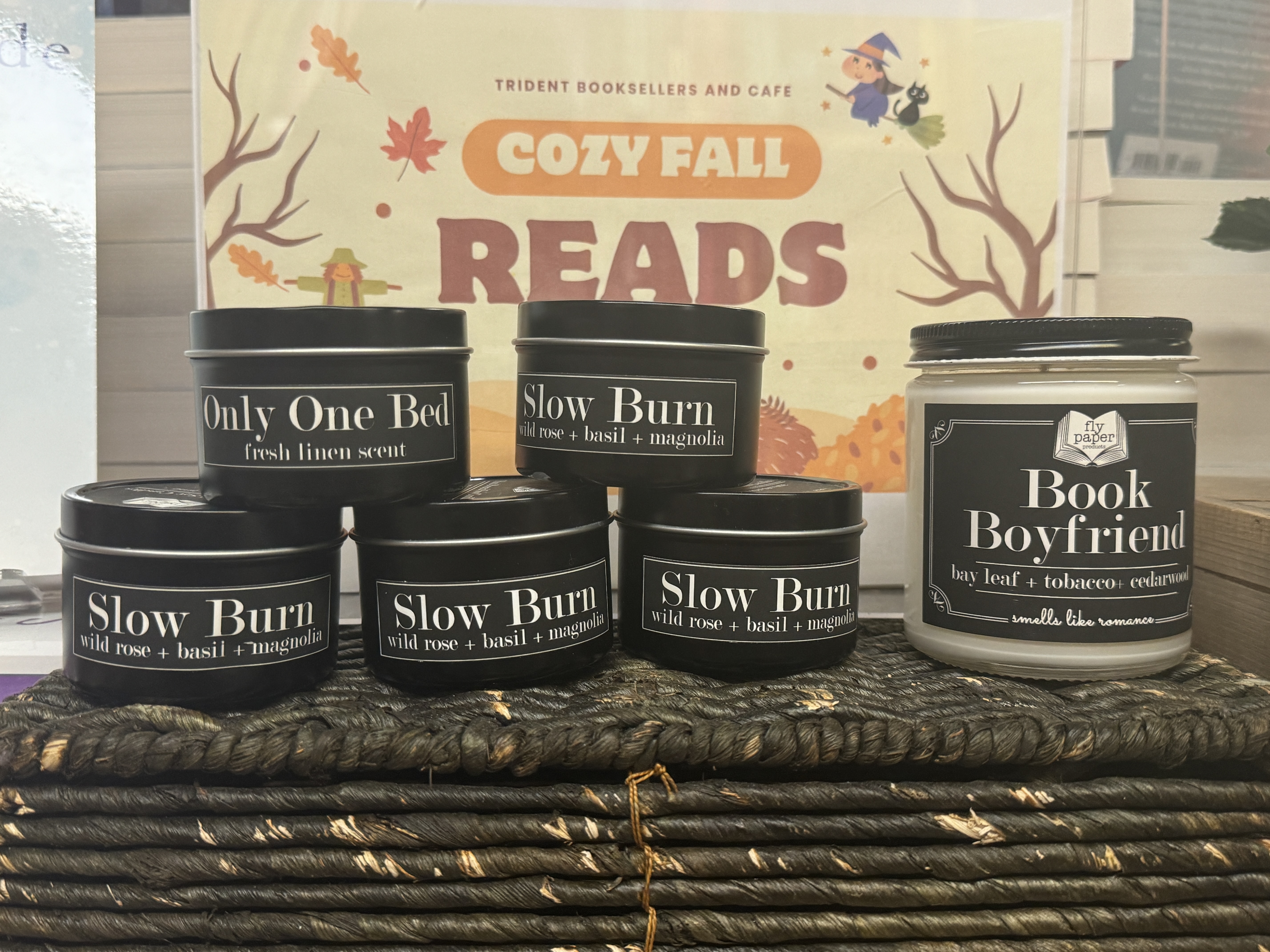 Book lover gift idea: trope candles