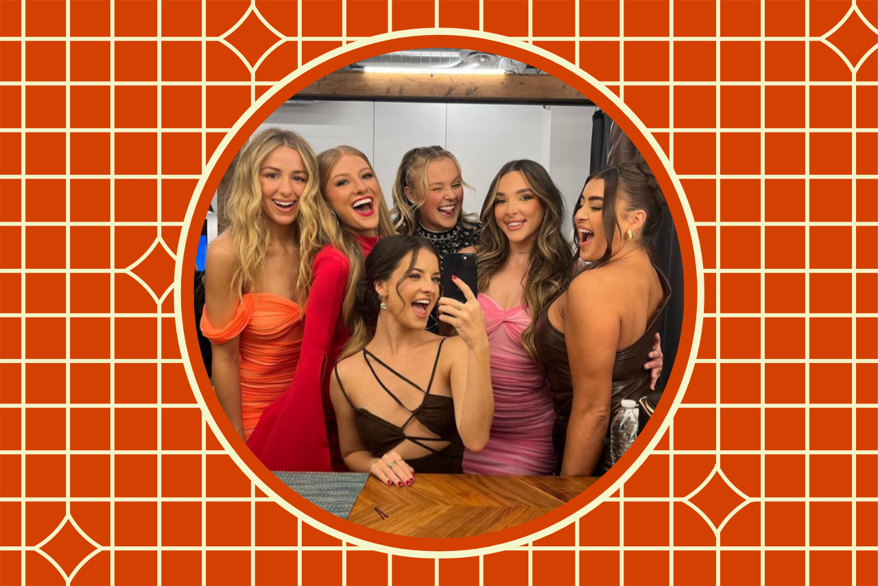 dance moms reunion?width=698&height=466&fit=crop&auto=webp&dpr=4