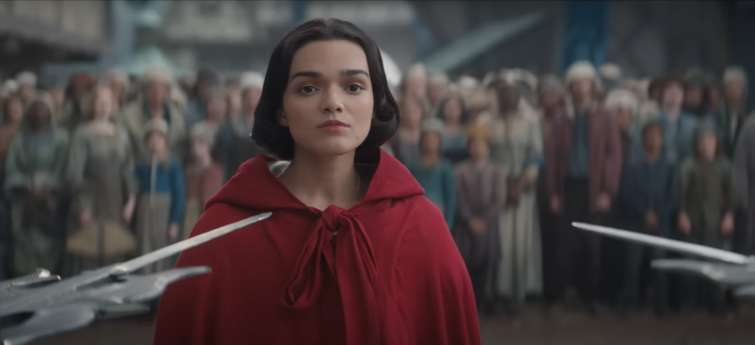 snow white rachel zegler 1png by YouTube Disney?width=698&height=466&fit=crop&auto=webp&dpr=4