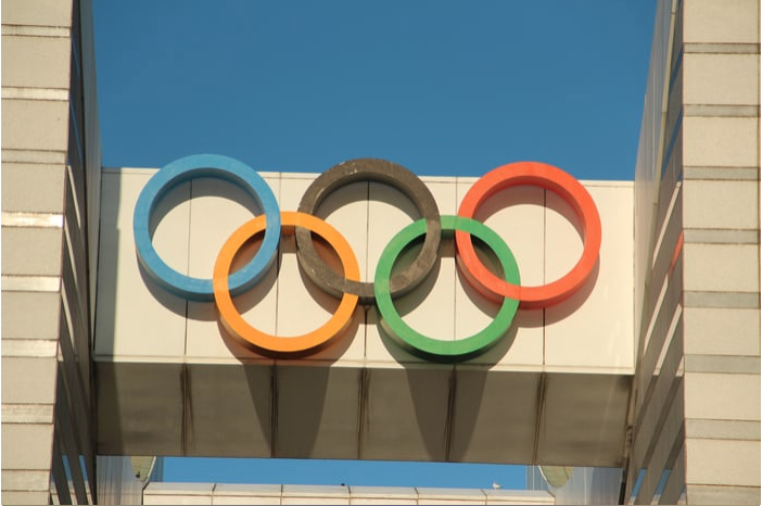 olympic rings upsplashpng by Photo by Dave King from Unsplash?width=698&height=466&fit=crop&auto=webp&dpr=4