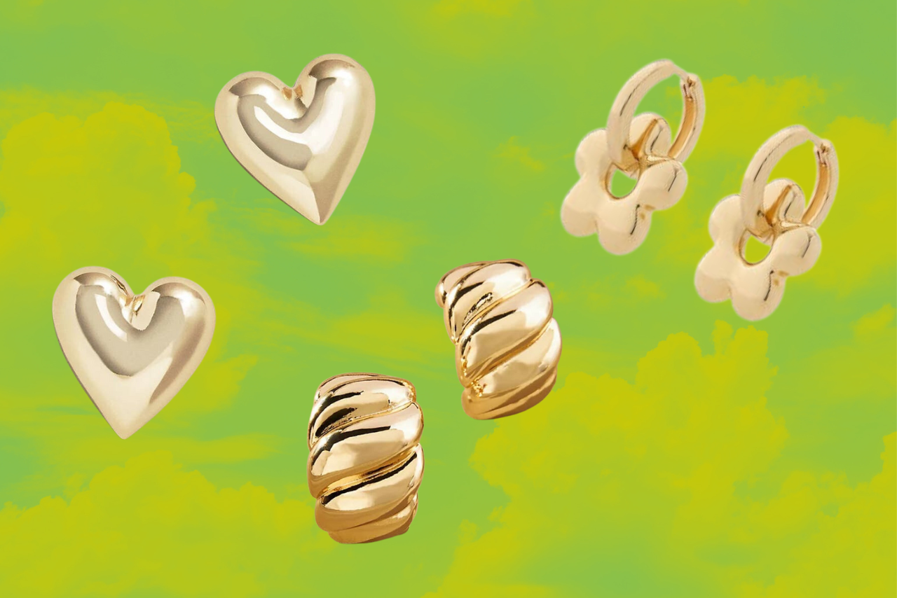 chunky earrings for fall 2023?width=698&height=466&fit=crop&auto=webp&dpr=4
