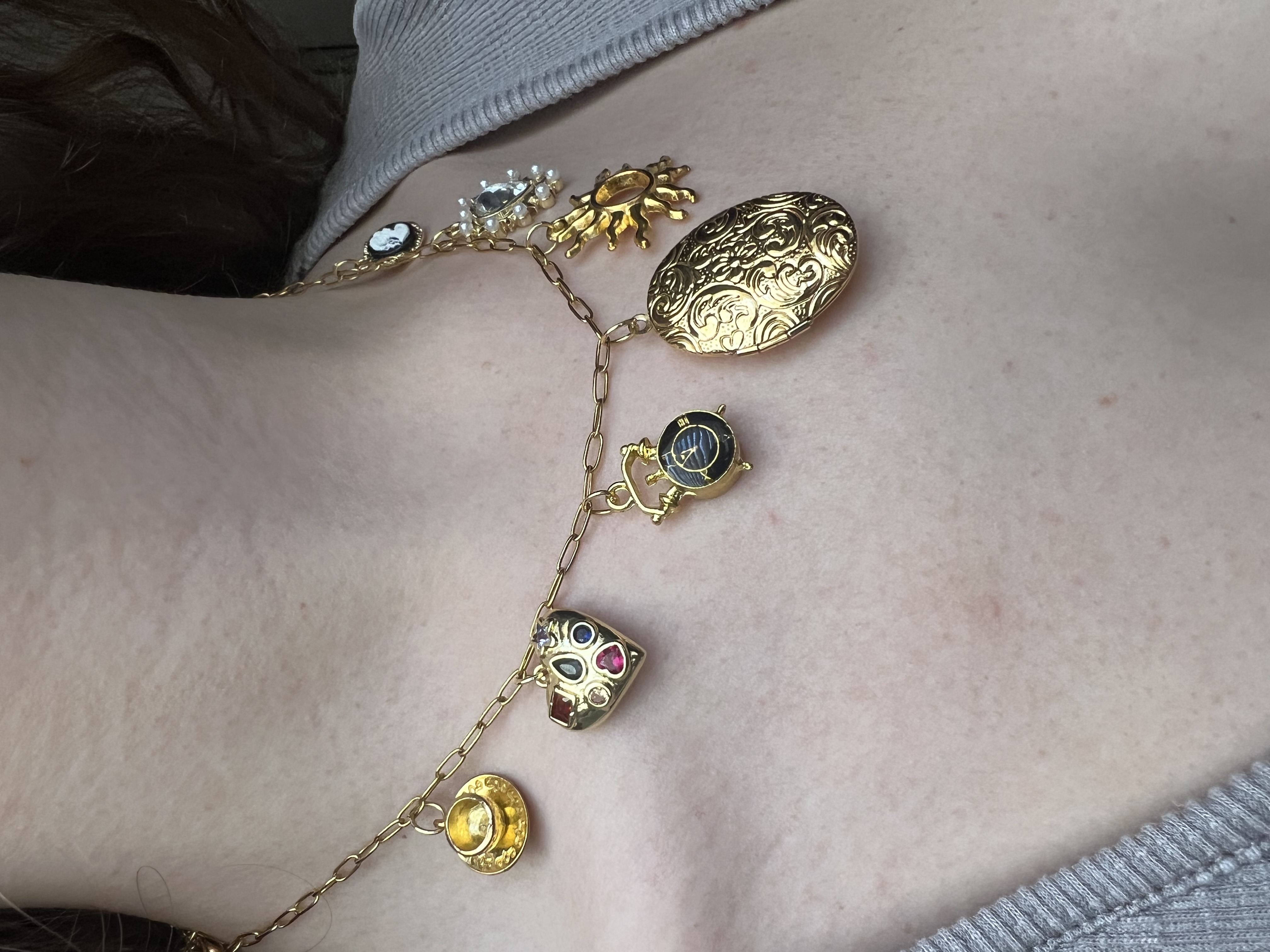 A necklace on a girls neck