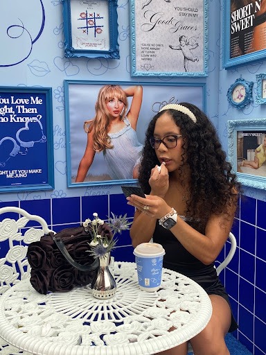 sabrina carpenter short n sweet pop up nyc