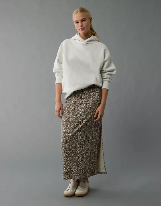 high-waisted leopard maxi skirt