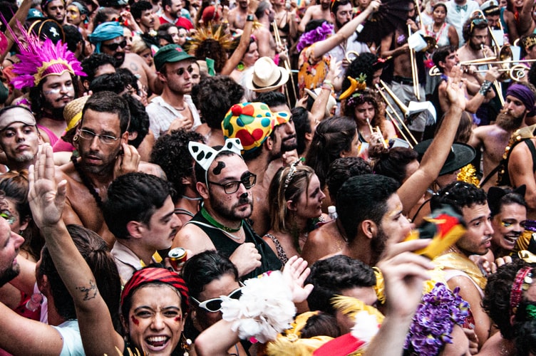 carnavaljpegjpg by Unsplash?width=698&height=466&fit=crop&auto=webp&dpr=4
