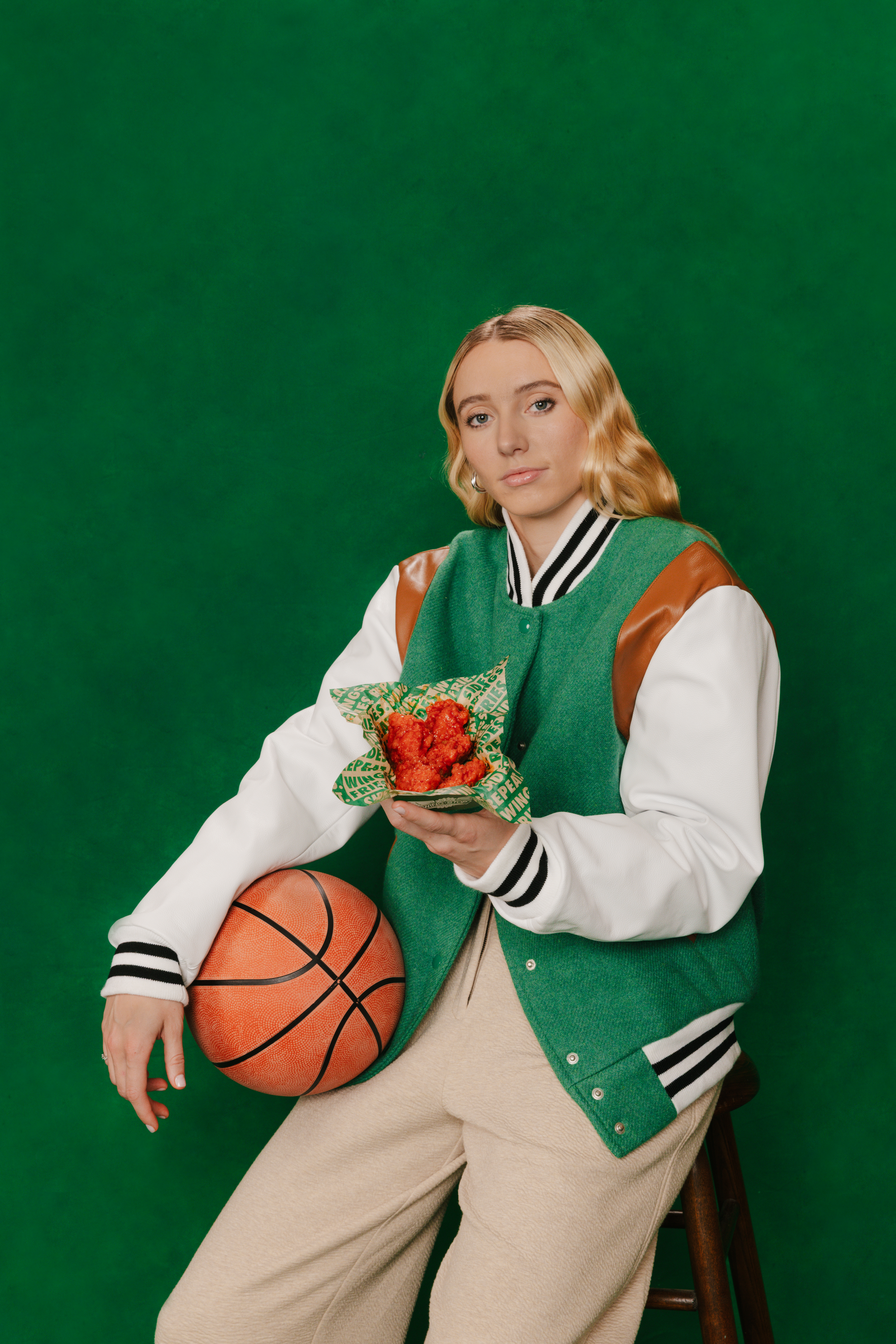 Paige Bueckers wingstop