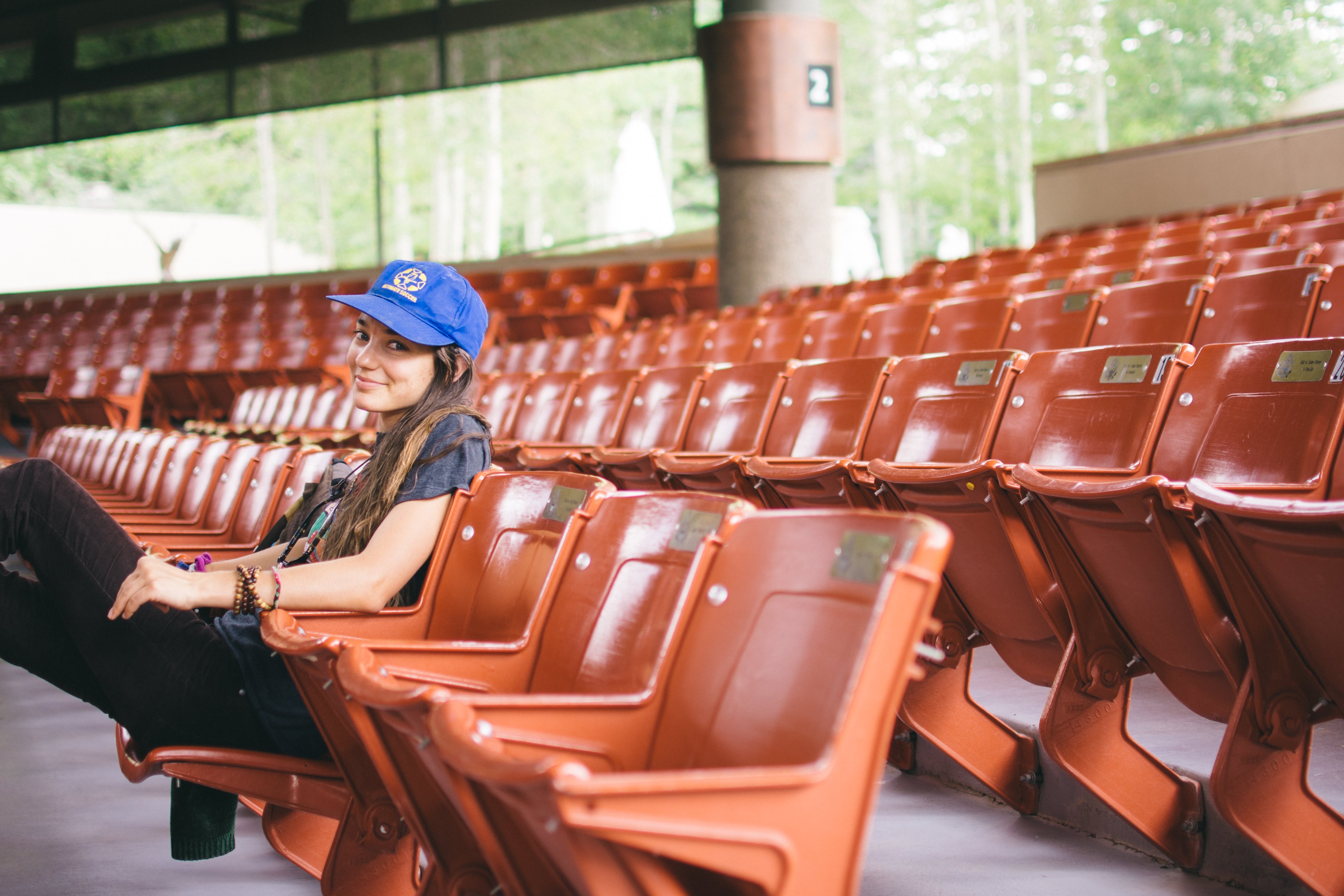 cameron smith girl smirk smile hat laid back theatre?width=698&height=466&fit=crop&auto=webp&dpr=4