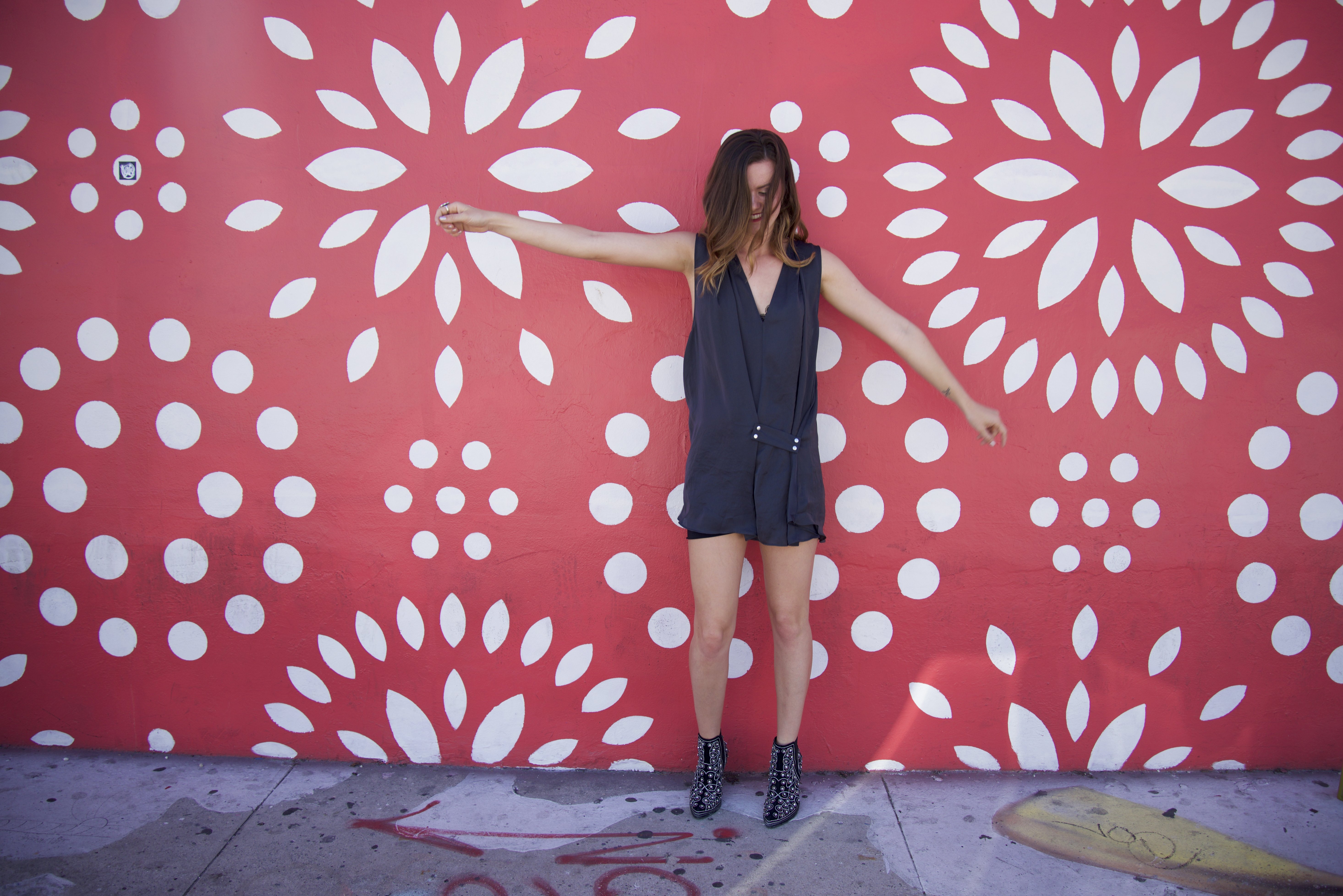 lindsay thompson girl mural dancing dress boots happy pink miami?width=698&height=466&fit=crop&auto=webp&dpr=4