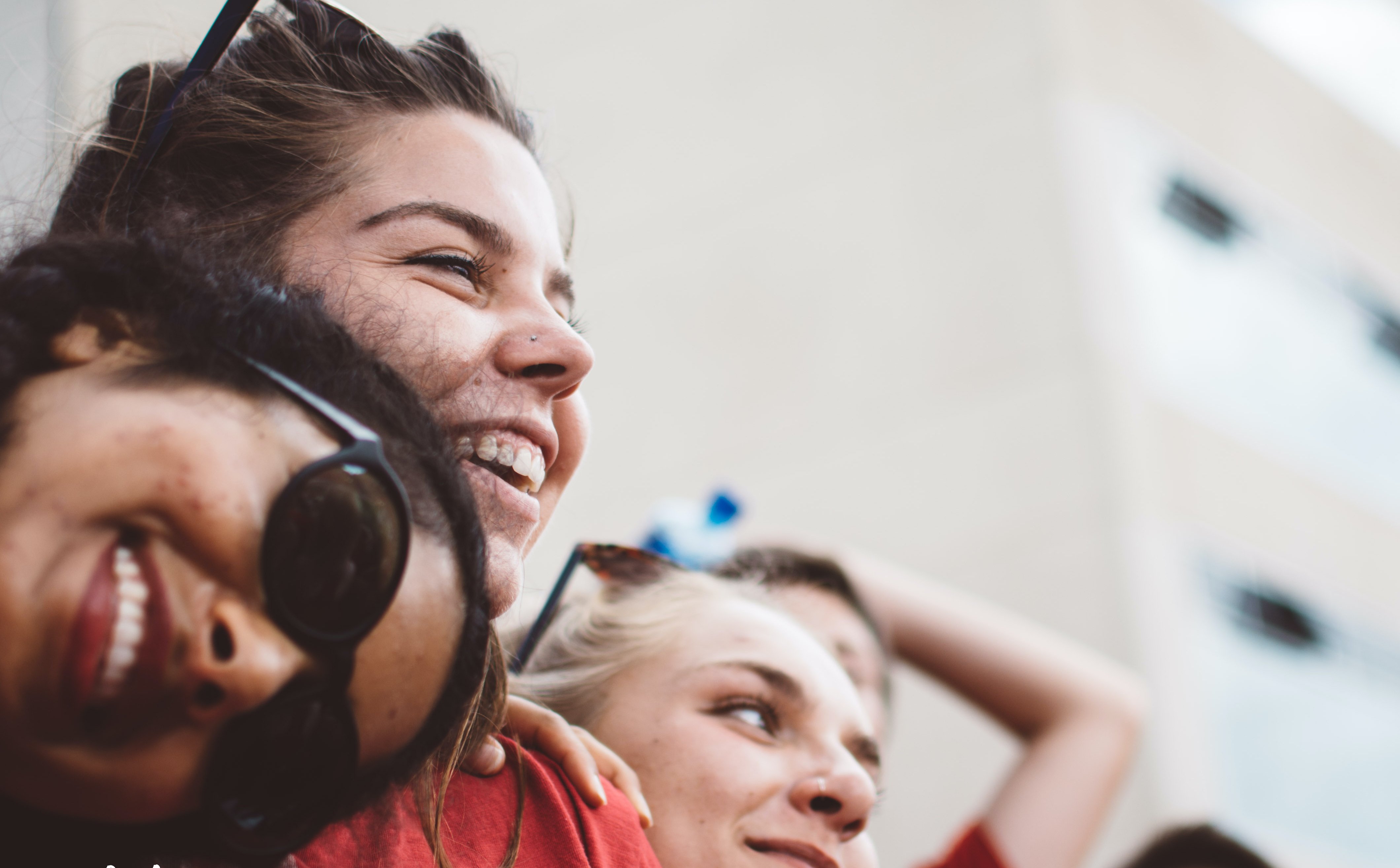 Cameron Smith friends at sporting event?width=698&height=466&fit=crop&auto=webp&dpr=4