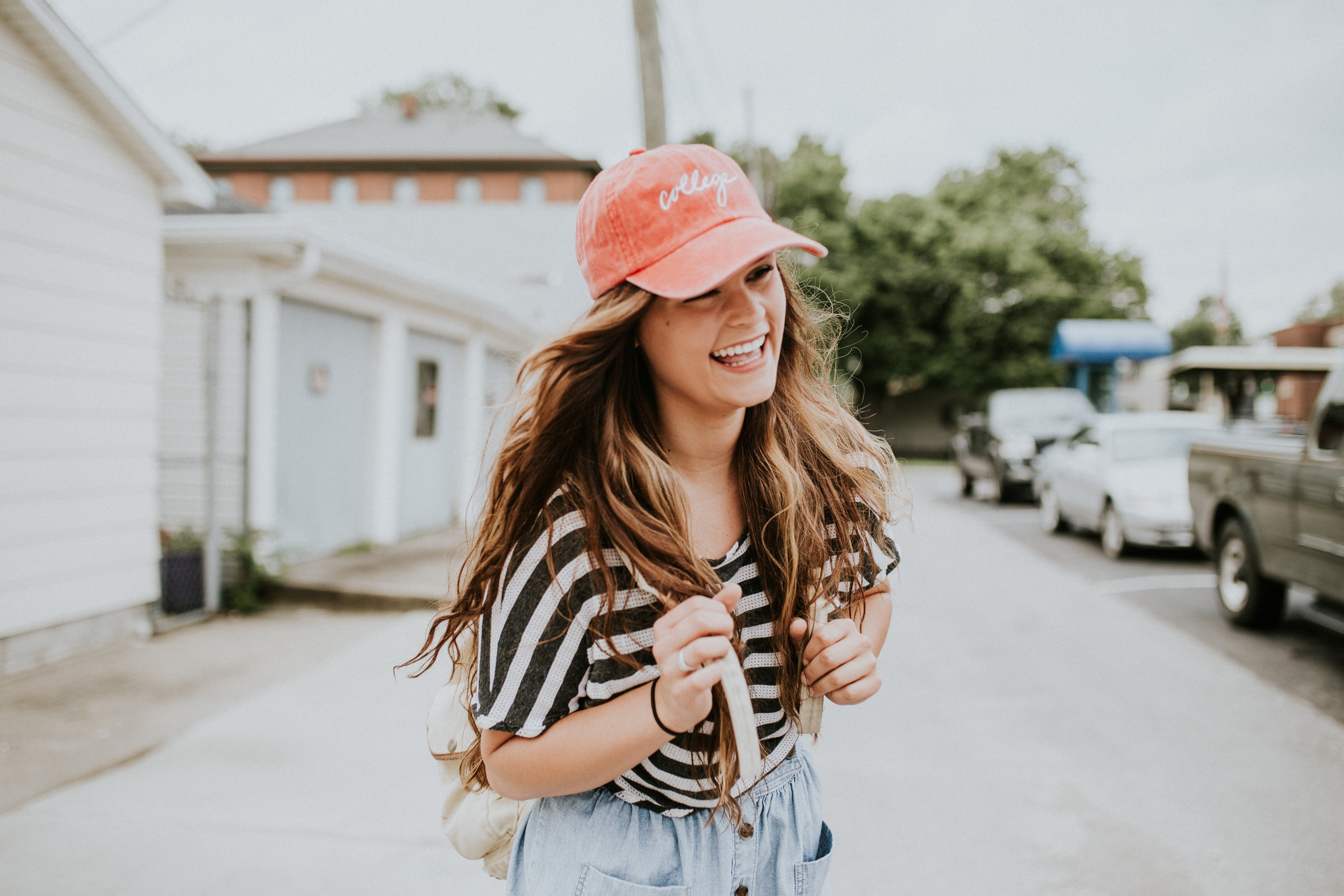arianna tucker coral college hat 2?width=698&height=466&fit=crop&auto=webp&dpr=4