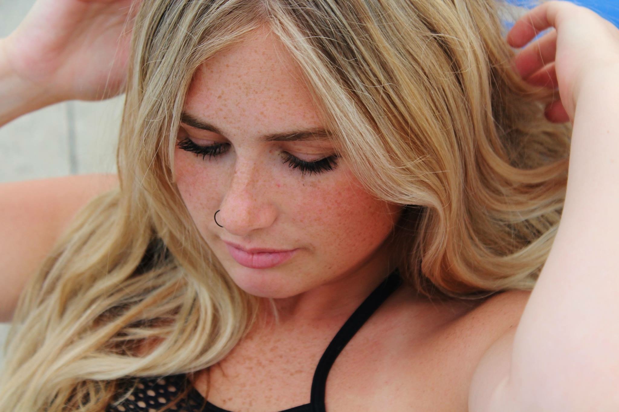 Celina Timmerman-Fixing Hair